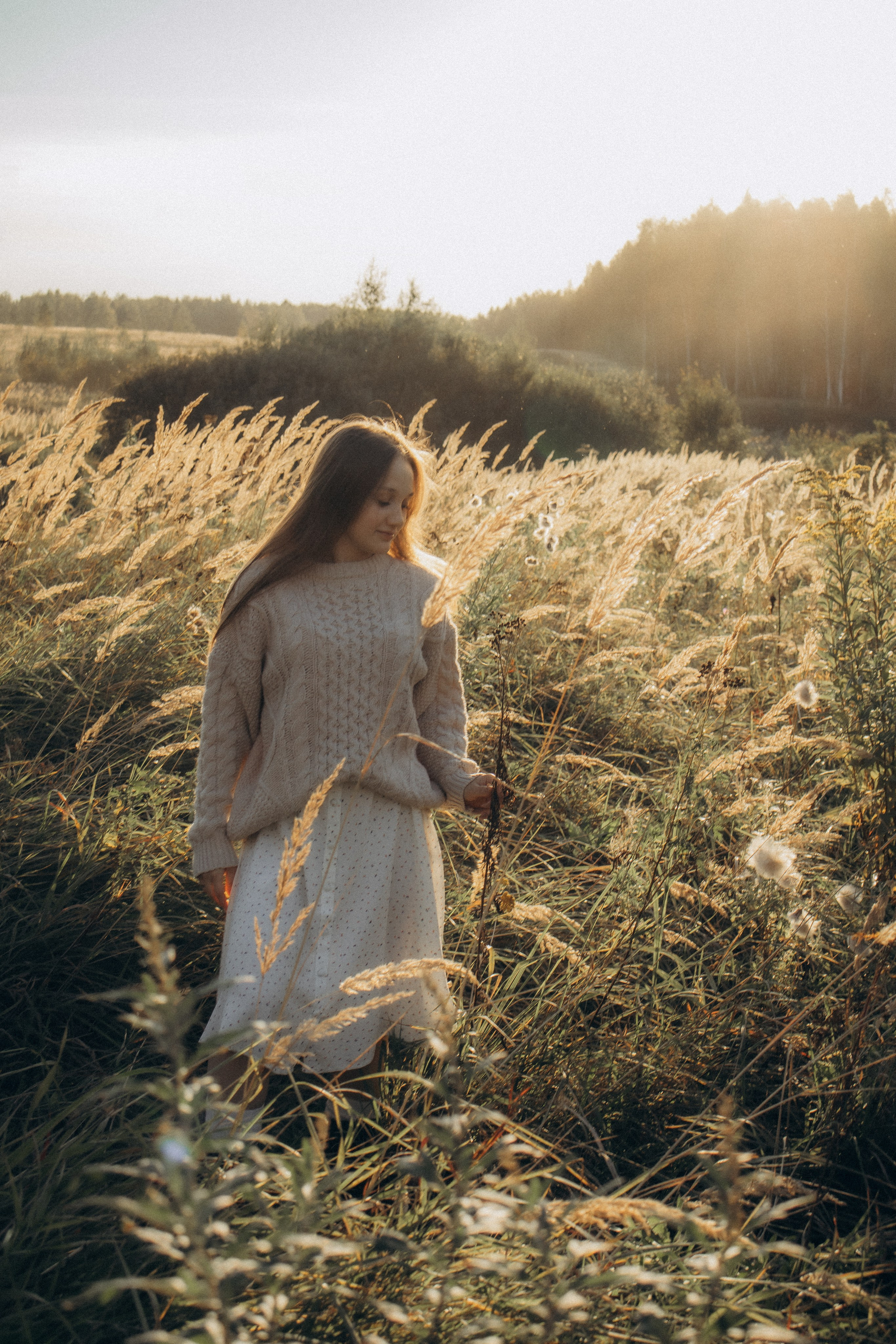 Юля. Осенняя фотосессия в поле. Юлия Левада Семейный и женский фотограф