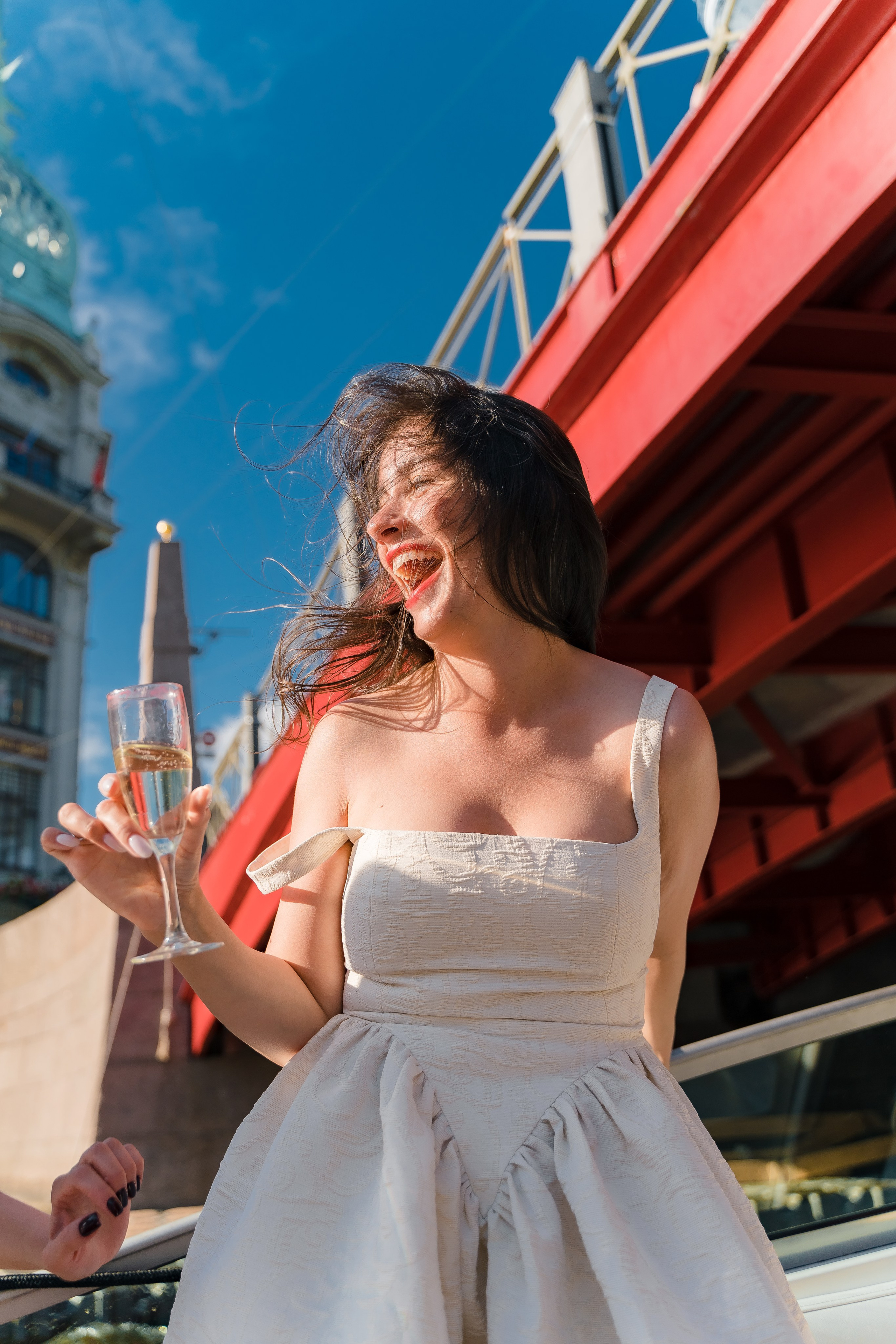 Фотосъемка девичника, встреча девушек, веселые женские портреты