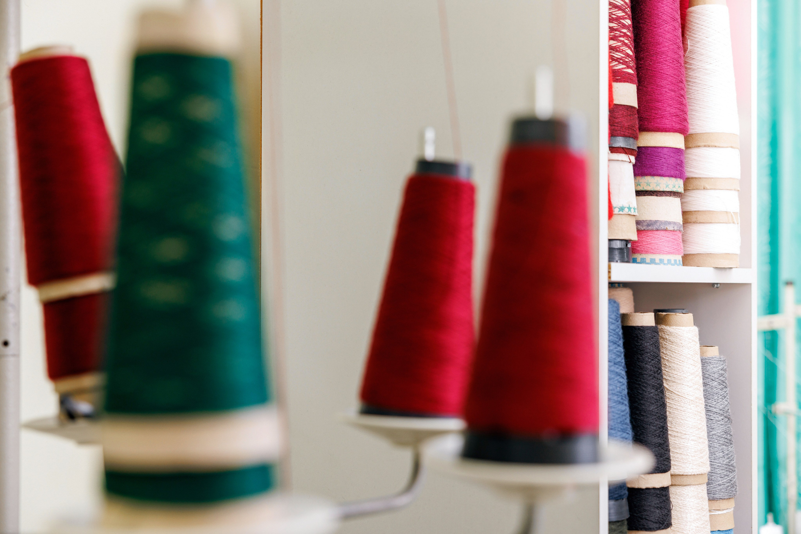 Швейное производство. Фотограф Виталий Хайлов, Екатеринбург