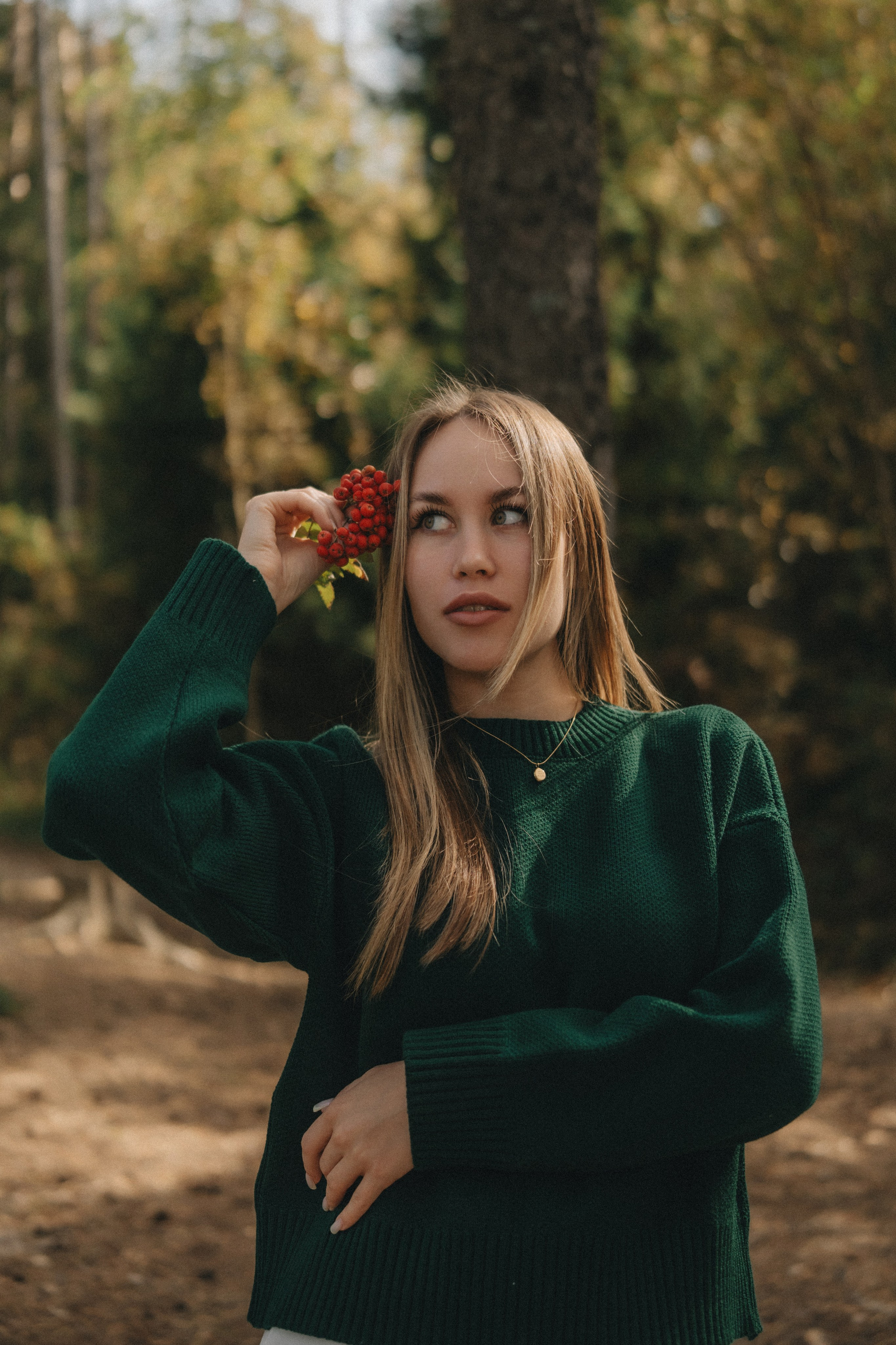 Алена | фотосессия в бору у Волги. Портретный фотограф Москва