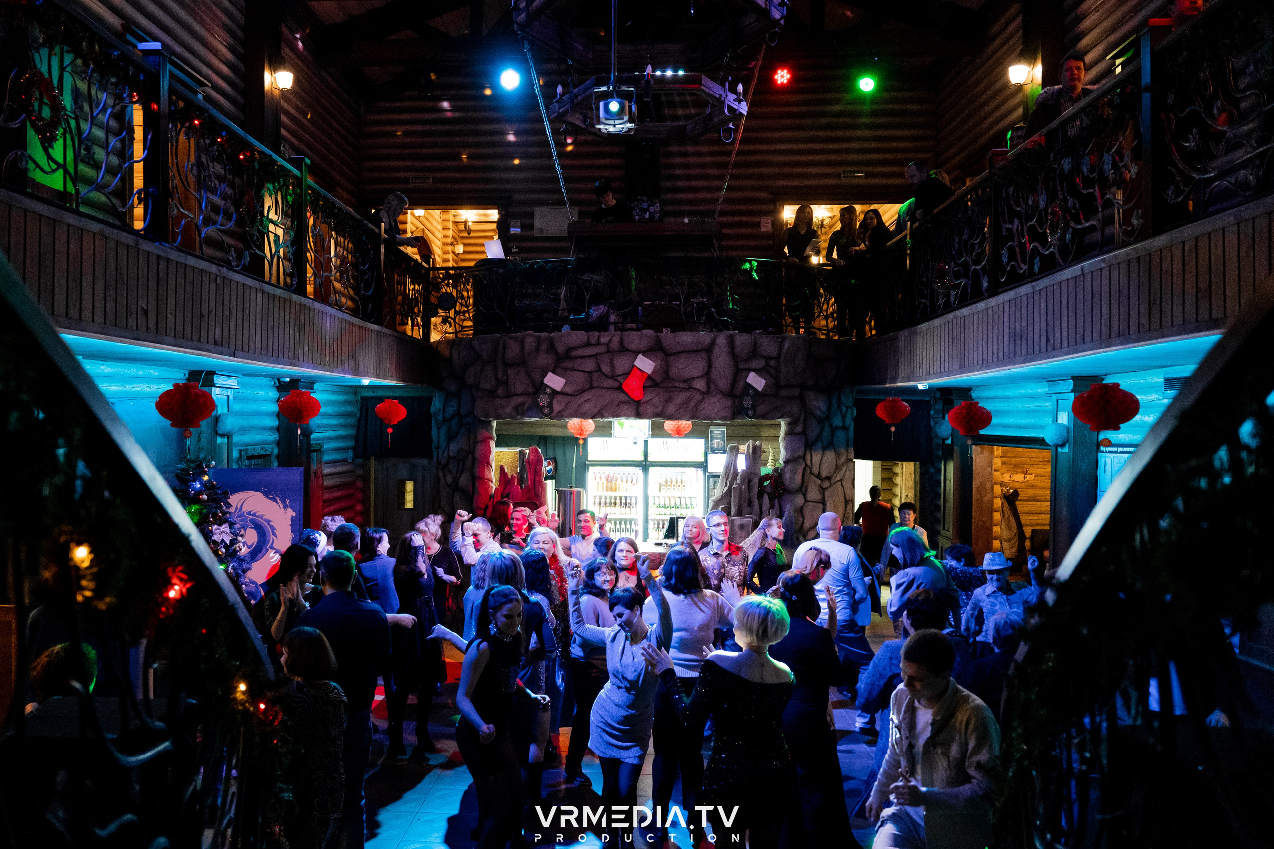 Новогодний вечер «У Петровича»