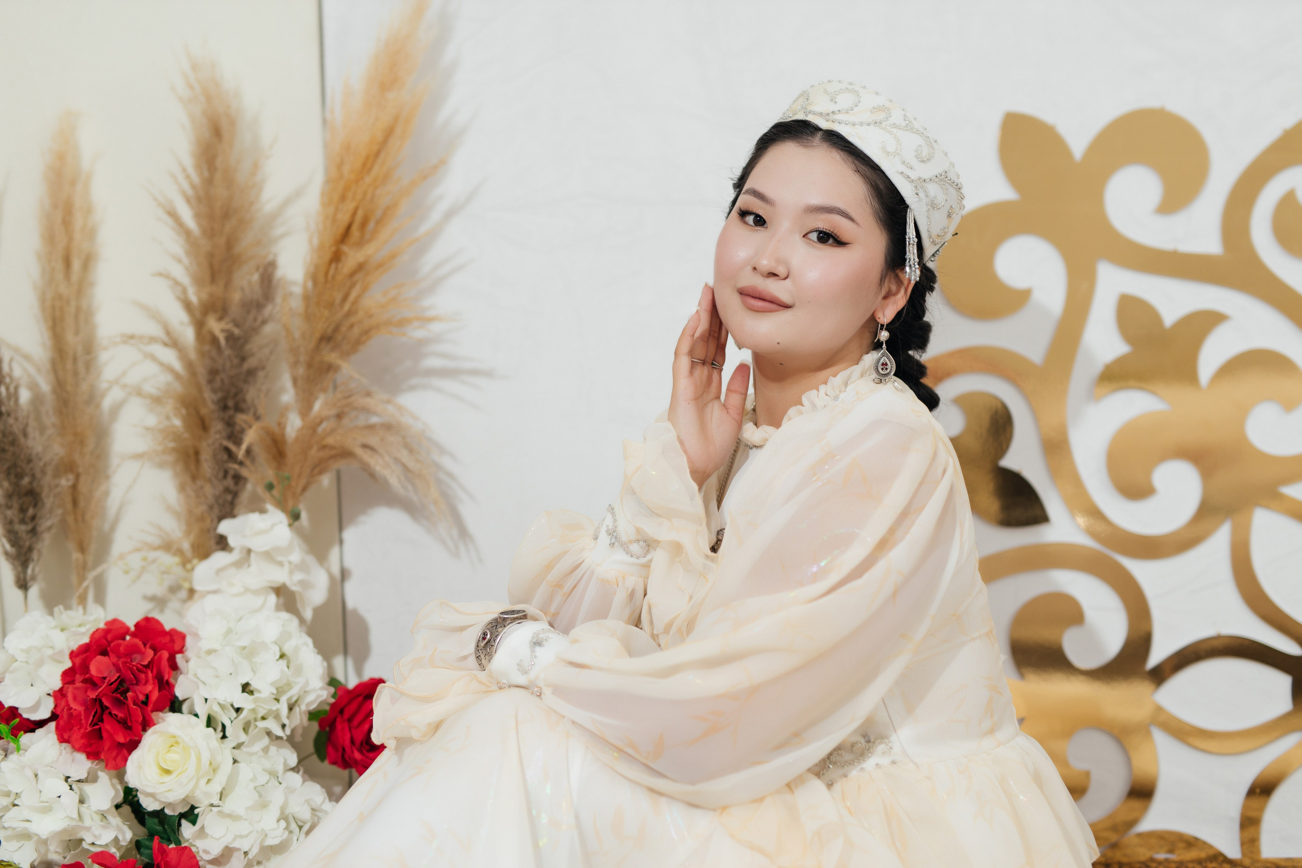 Aynur — syrğa salu. Wedding and Love story Photographer