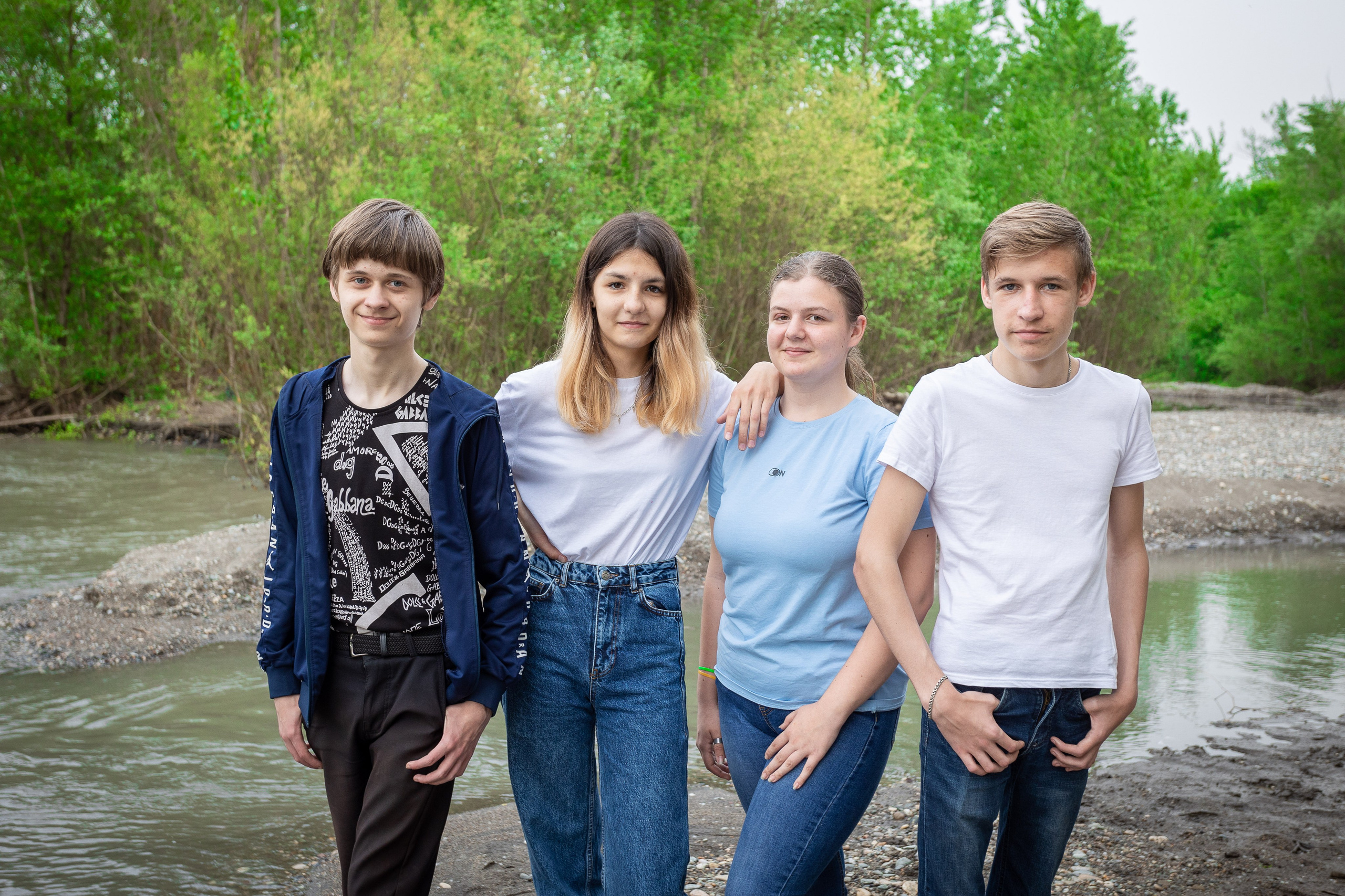 Уличная фотосессия на выпускной альбом. Выпускные альбомы Майкоп, Краснодар Елена Золотарева