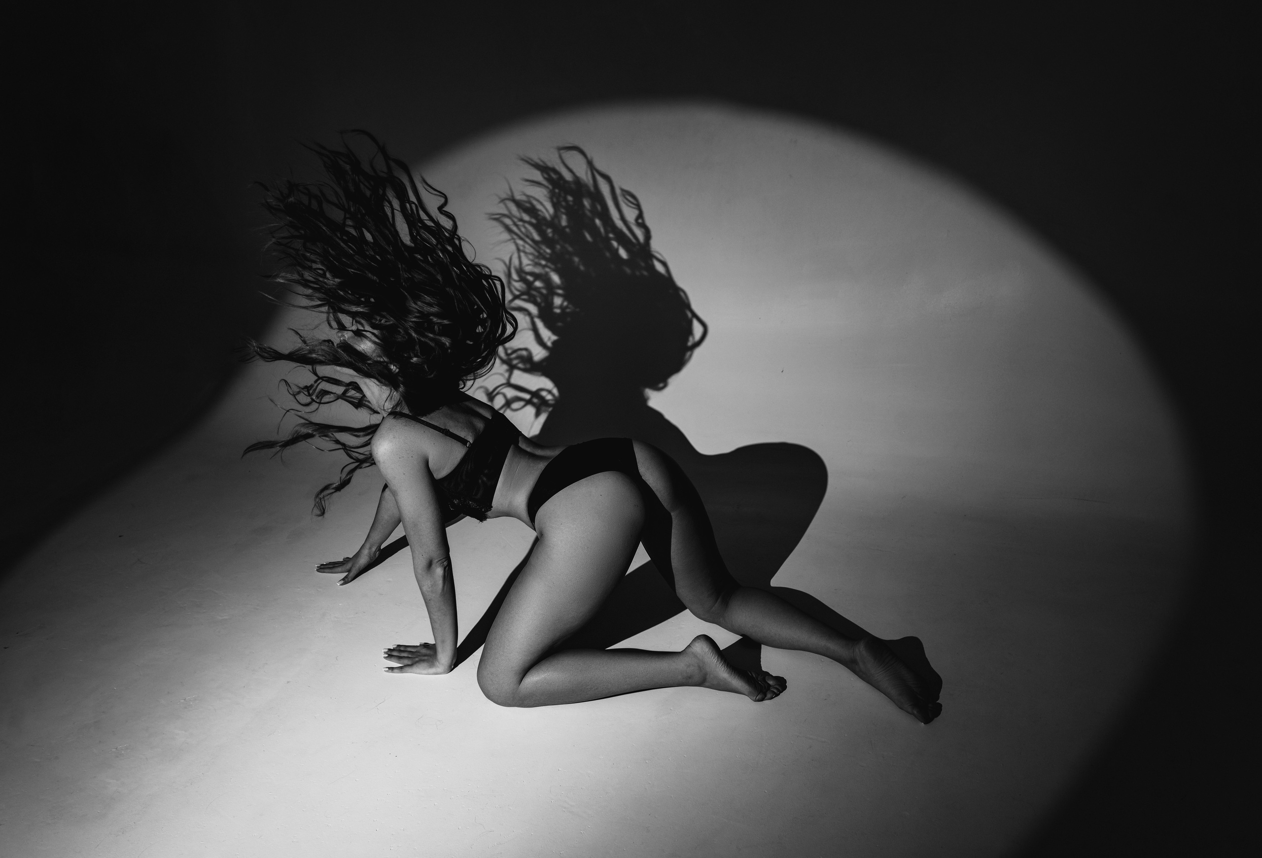 Элегантная женственная чувственная фотосессия. Олеся Рябкова: фотограф — стилист в Красноярске