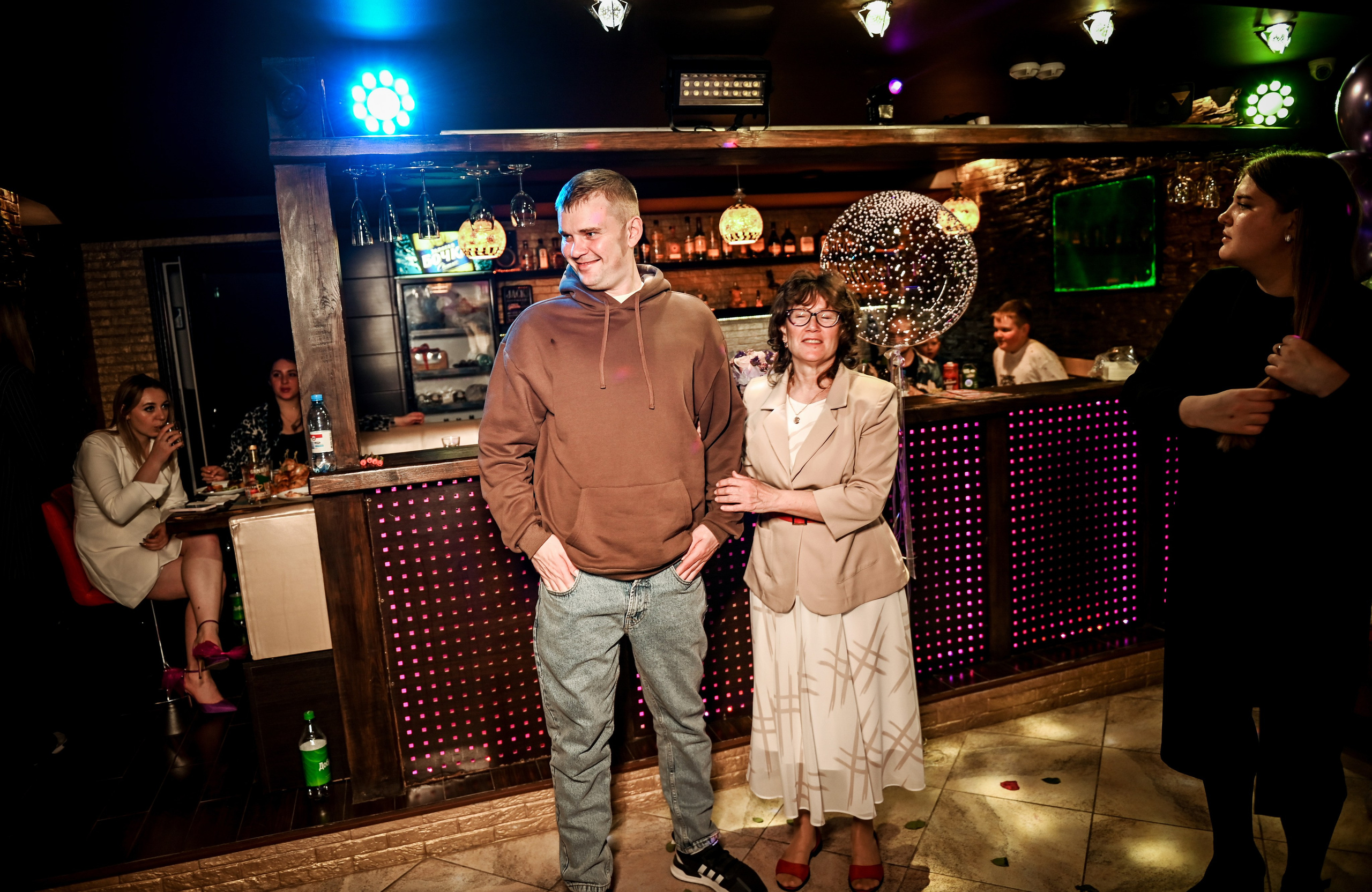 День рождения. Свадебный, семейный, детский, контент фотограф в Омске Максим Ильин