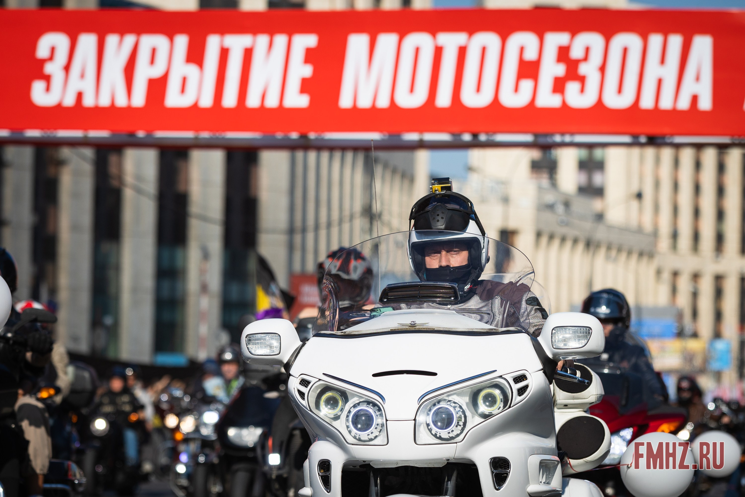 Закрытие Мотосезона 2023 на проспекте Академика Сахарова. Фотограф Владимир Охрименко