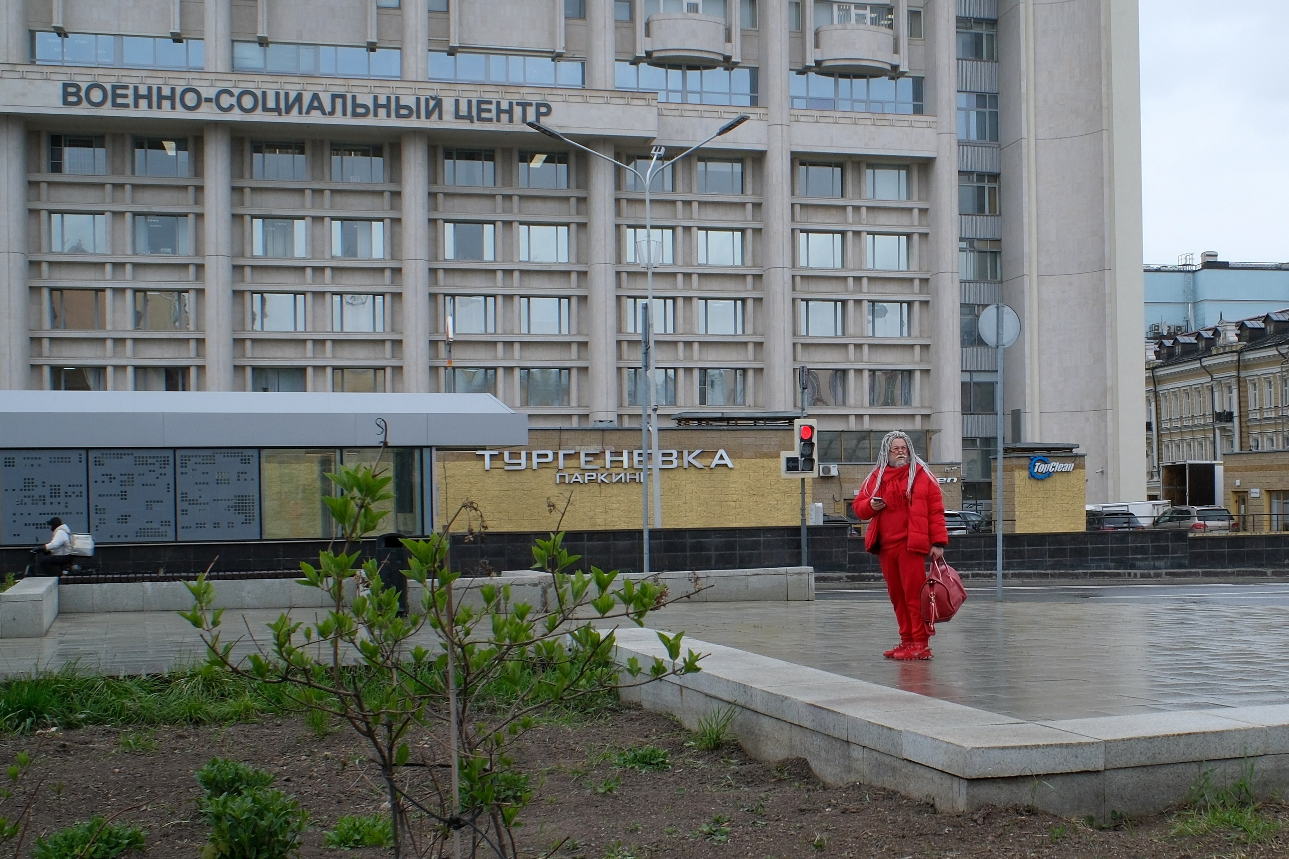 Улица, люди, жизнь…