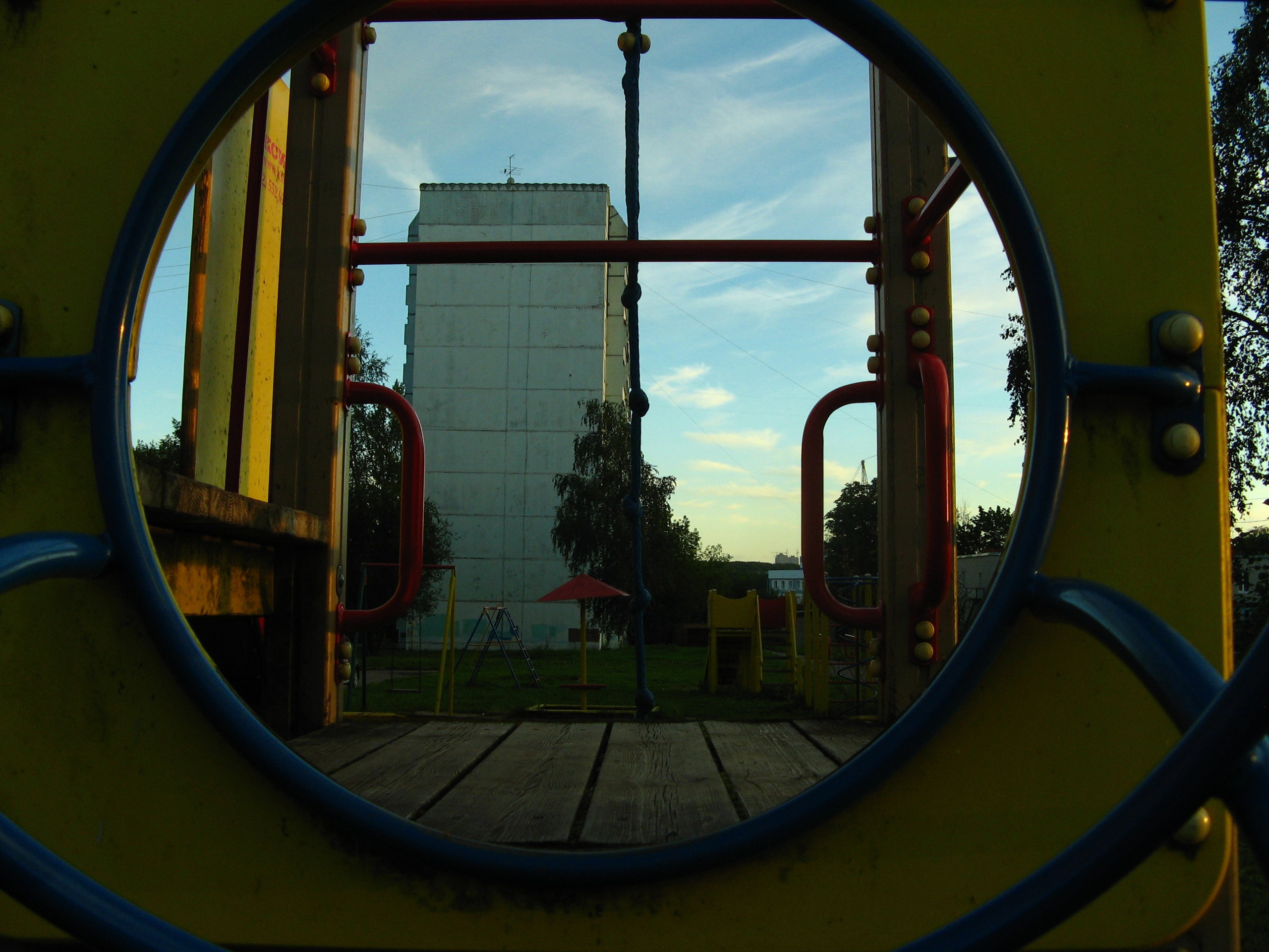 Август 2025. Den Mirov — Фотограф, Музыкант