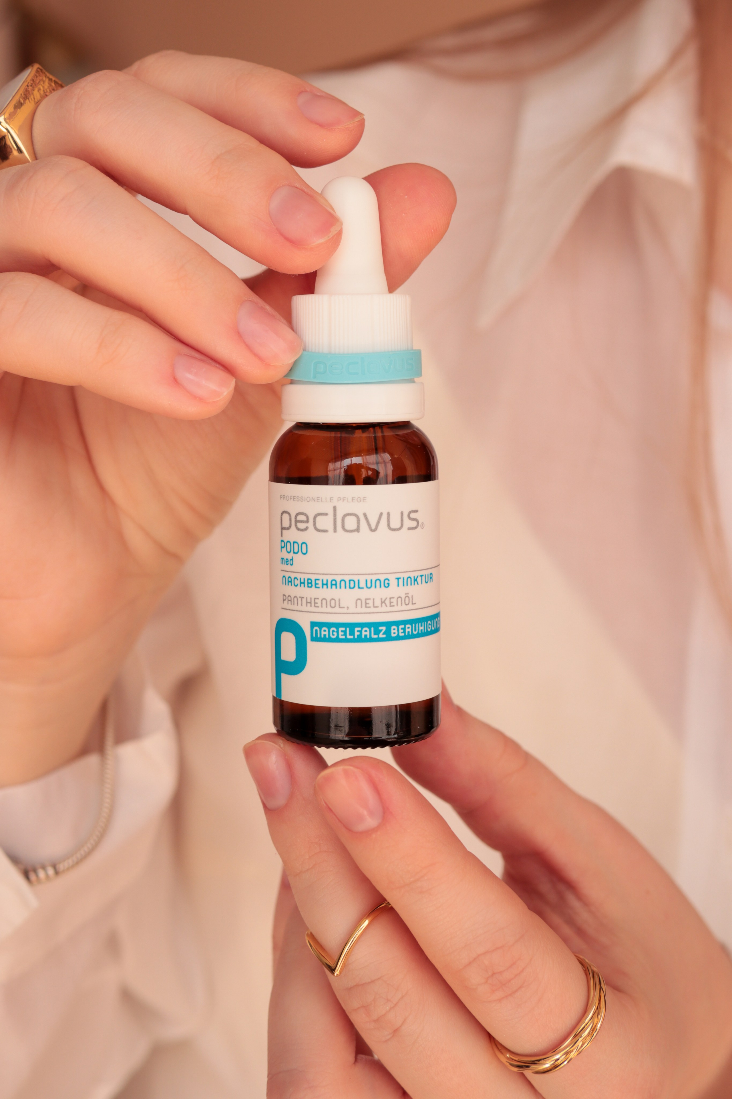 Съемка маникюра. Фотограф и видеограф Анастасия Каштанова в Набережных Челнах