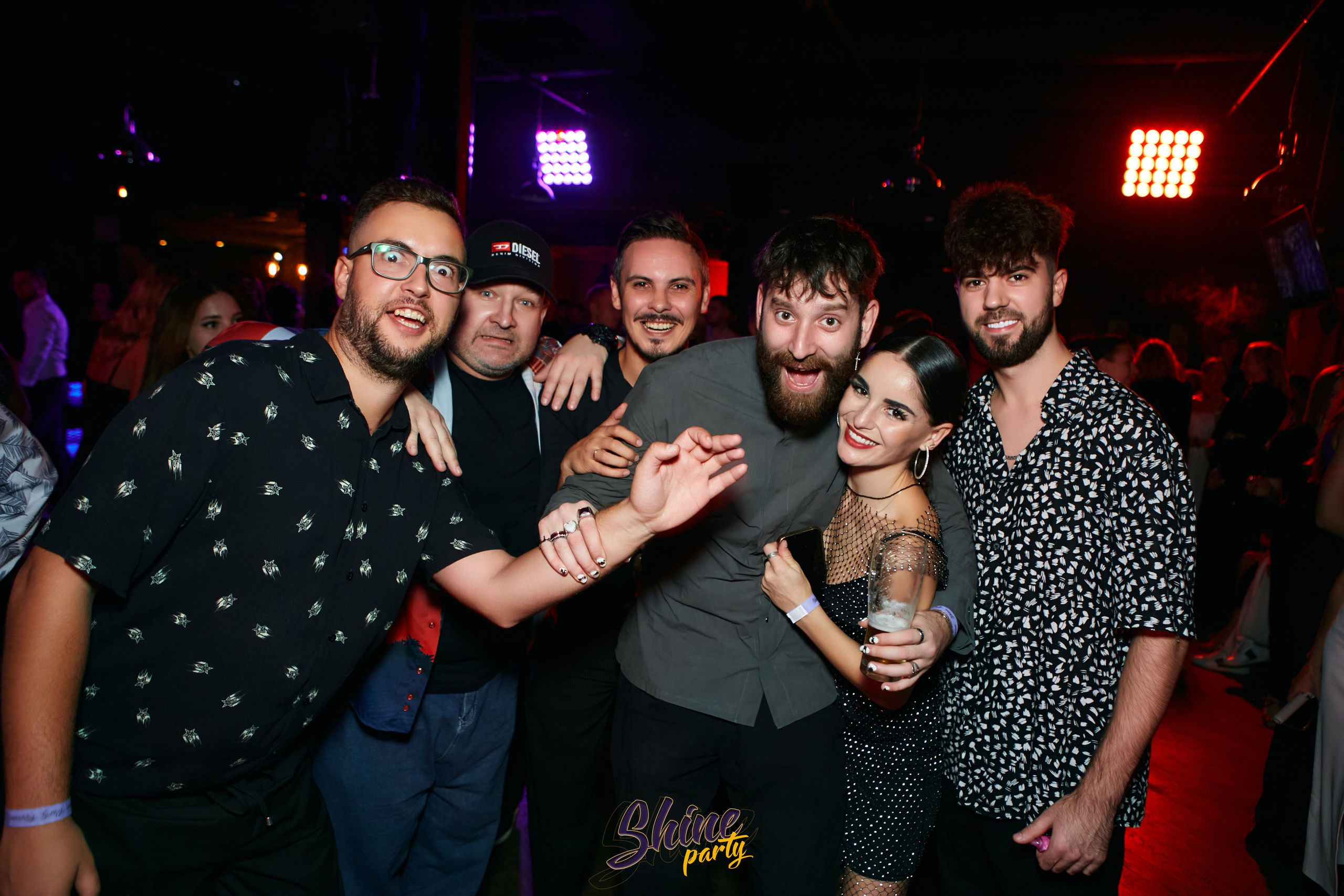 Shine party bachata. Свадебный фотограф