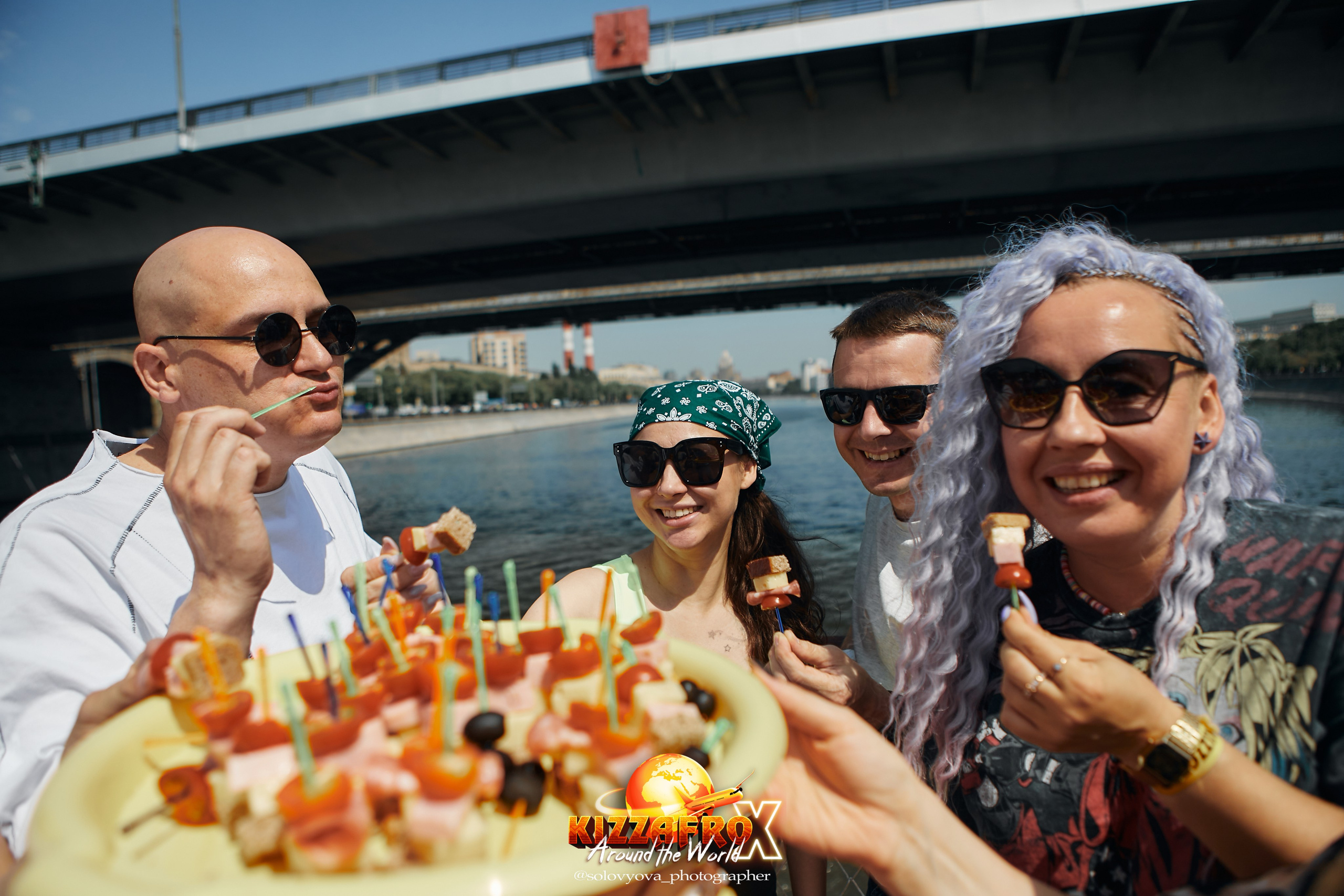 Boat party. Свадебный фотограф