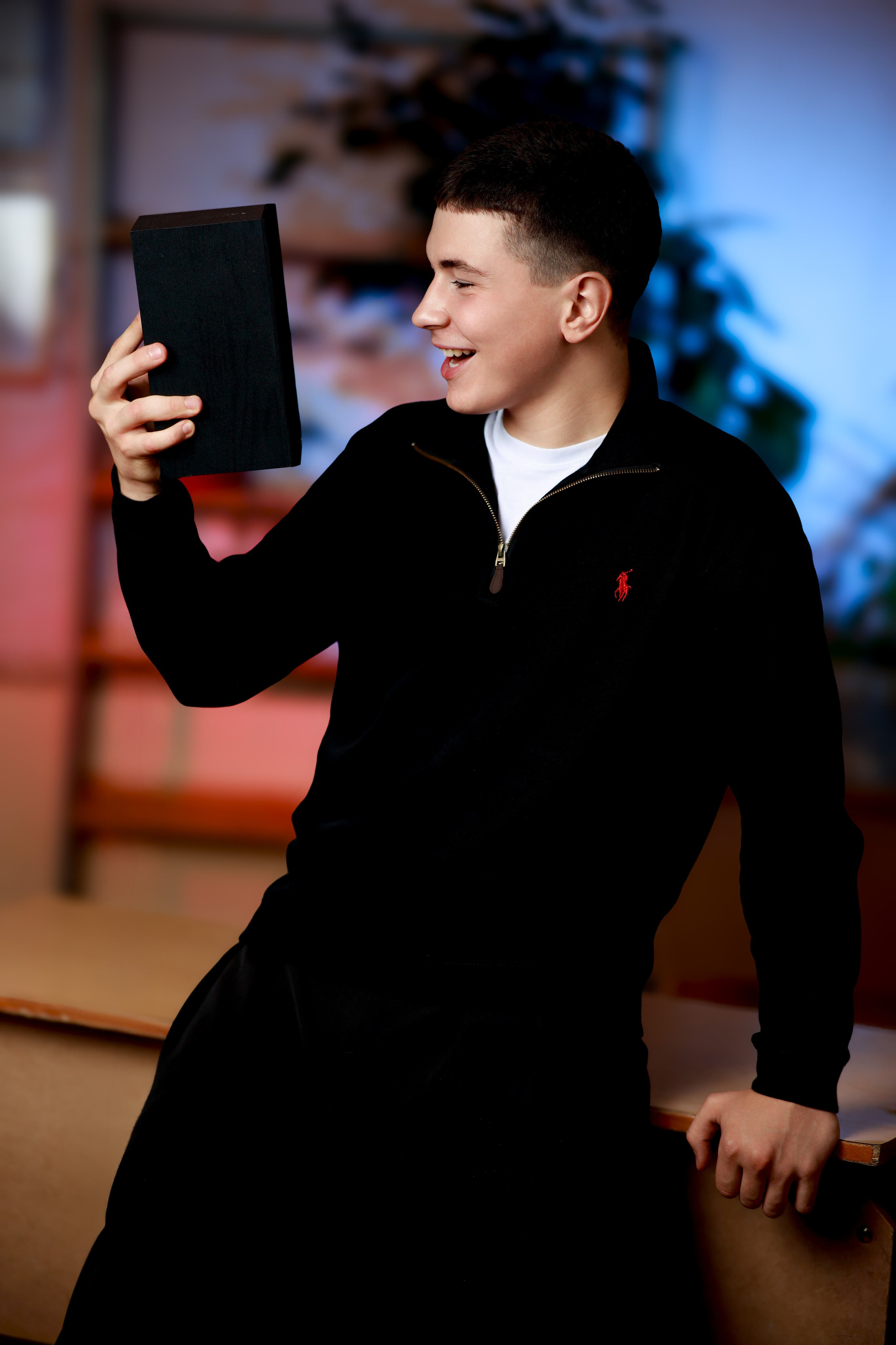 Фотосессия Выпуск 2026 9в класс. Артём Печерин фотограф в Оленегорске