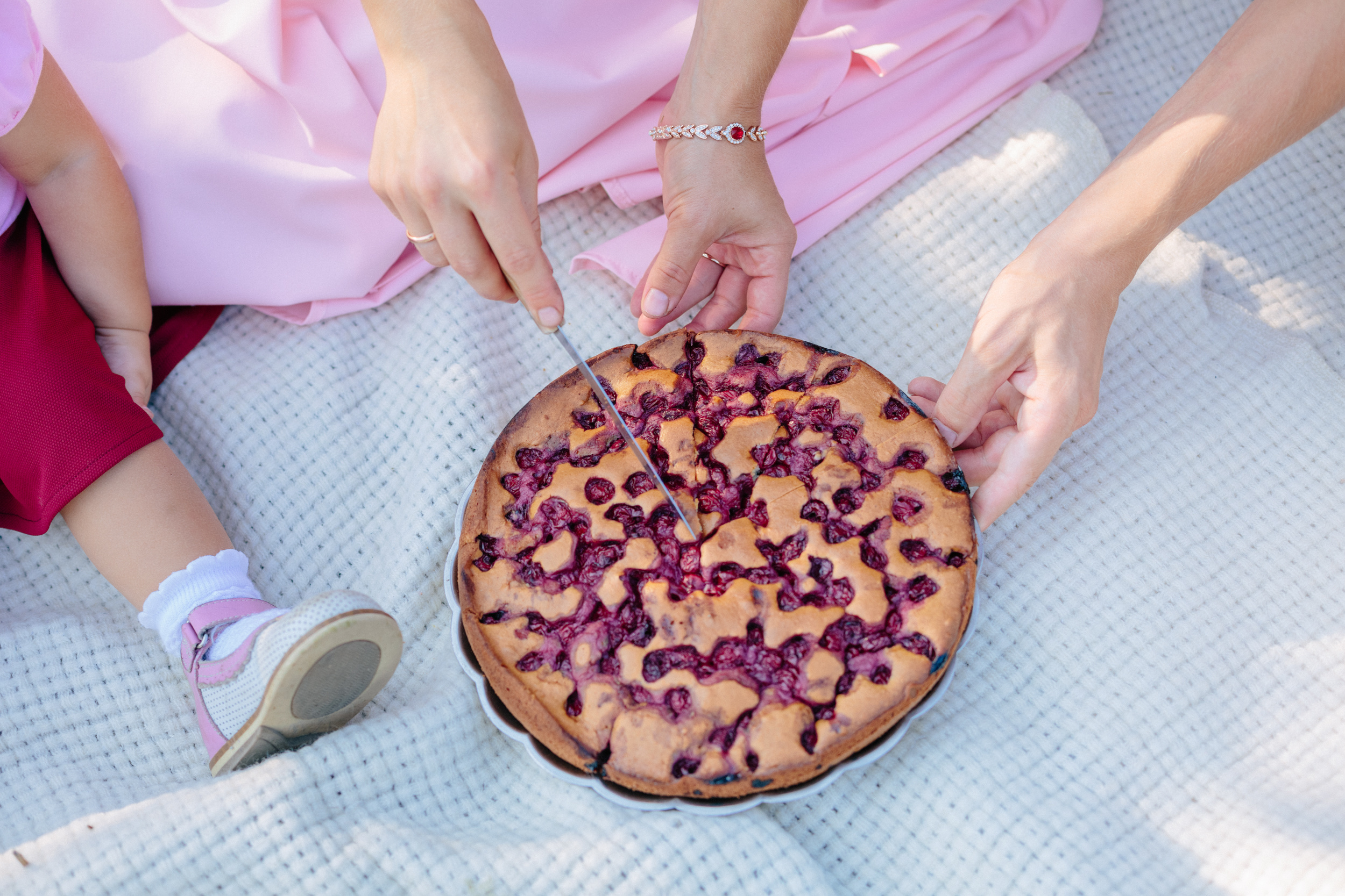 Пикник с семьей на природе. Свадебный и семейный фотограф Ксения Шекк Екатеринбург