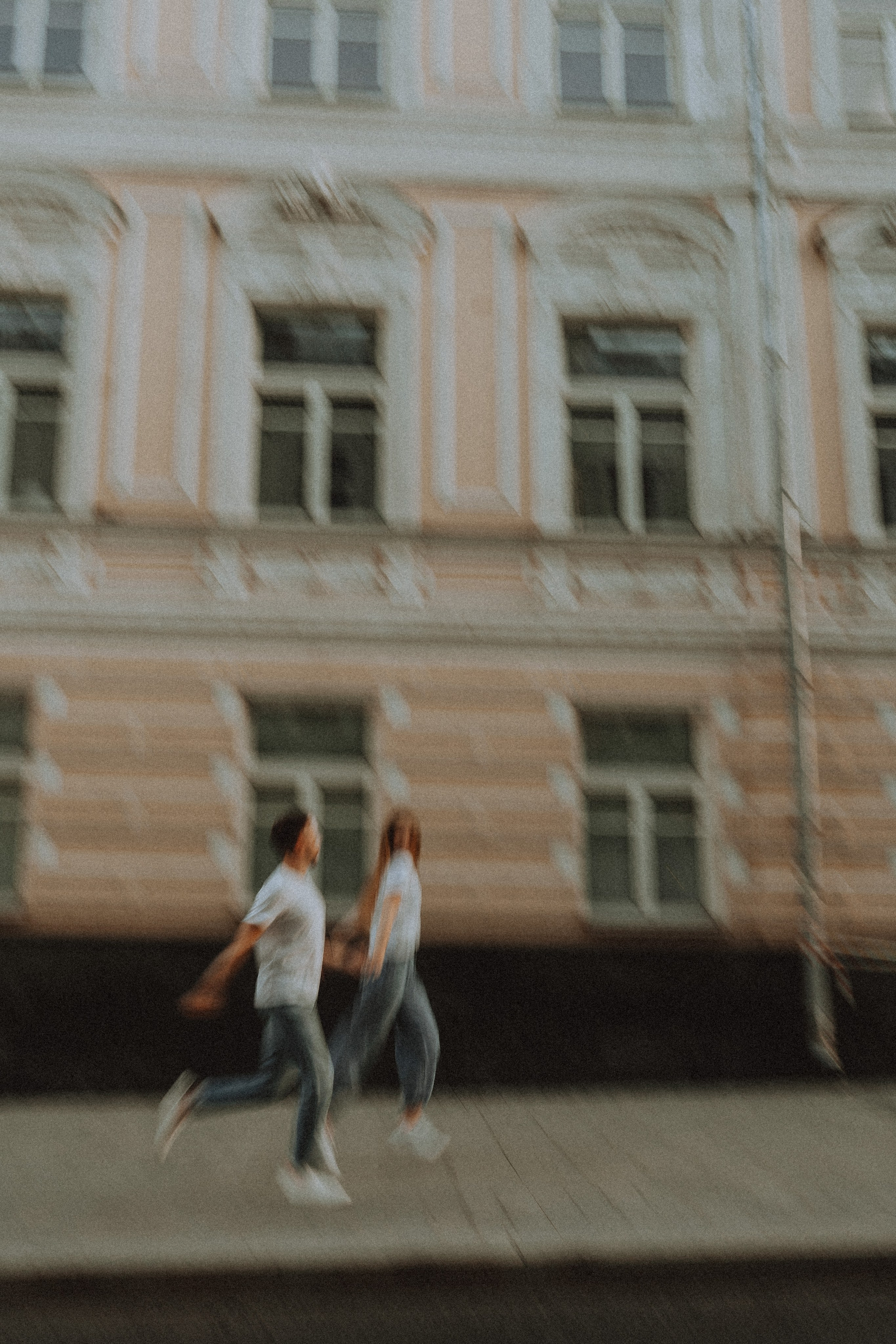 Двое в центре города. Семейный и свадебный фотограф в Москве Оксана Гапеева