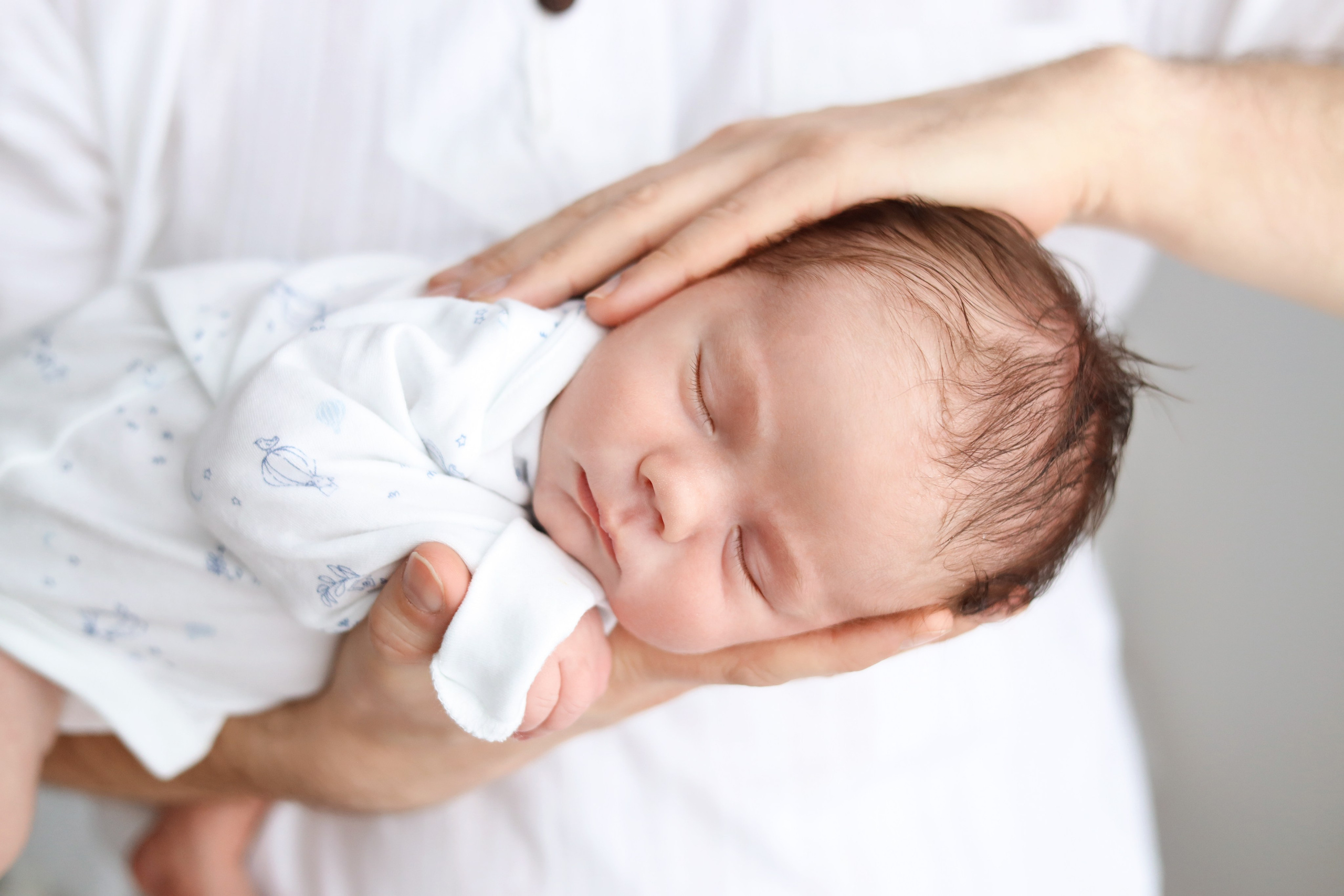 Фотосъемка новорожденного в Москве в натуральном стиле. Фотограф новорожденных Москва. Ньюборн фотограф Москва