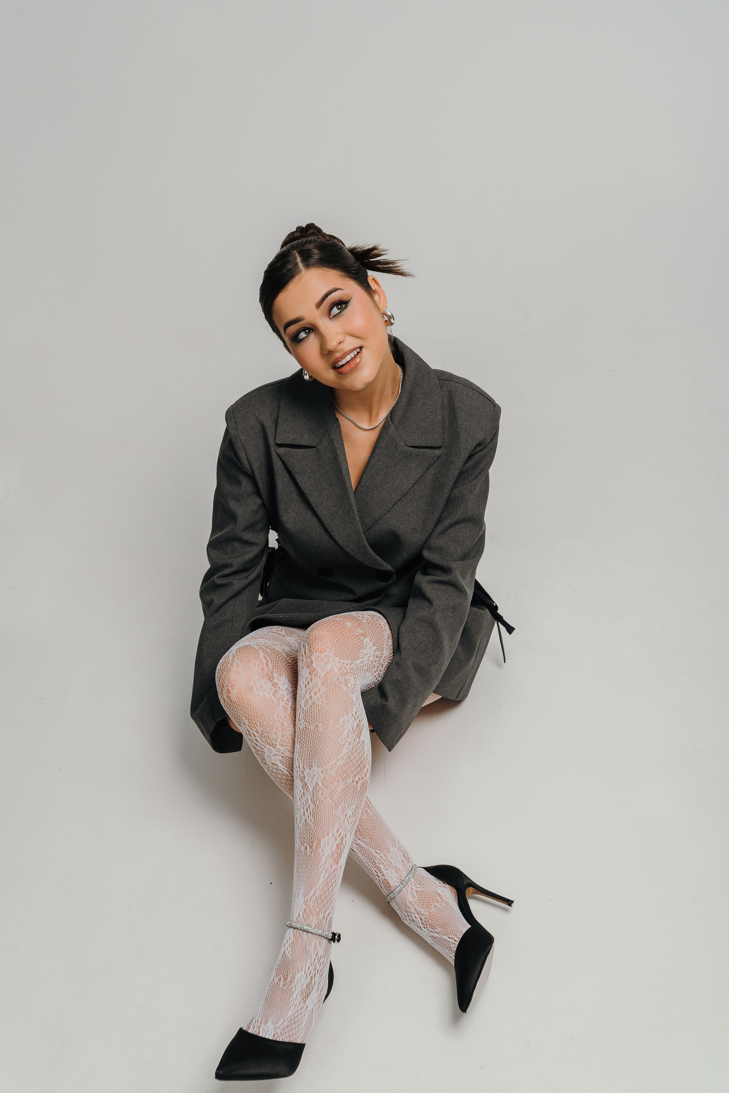 В студии. Асель Мурзина фотограф Казань