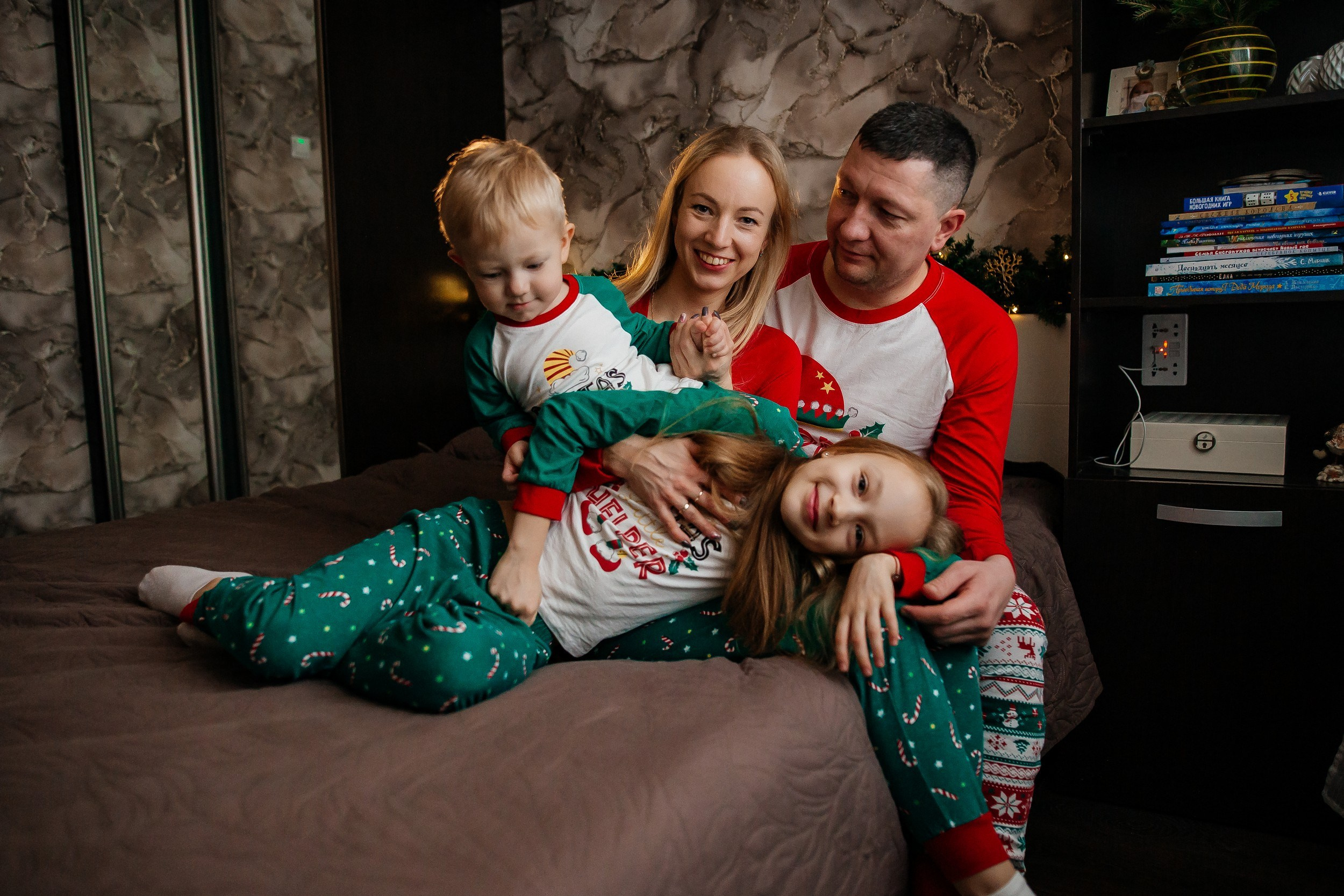 Домашние кадры — самые ценные. Свадебный фотограф Пермь