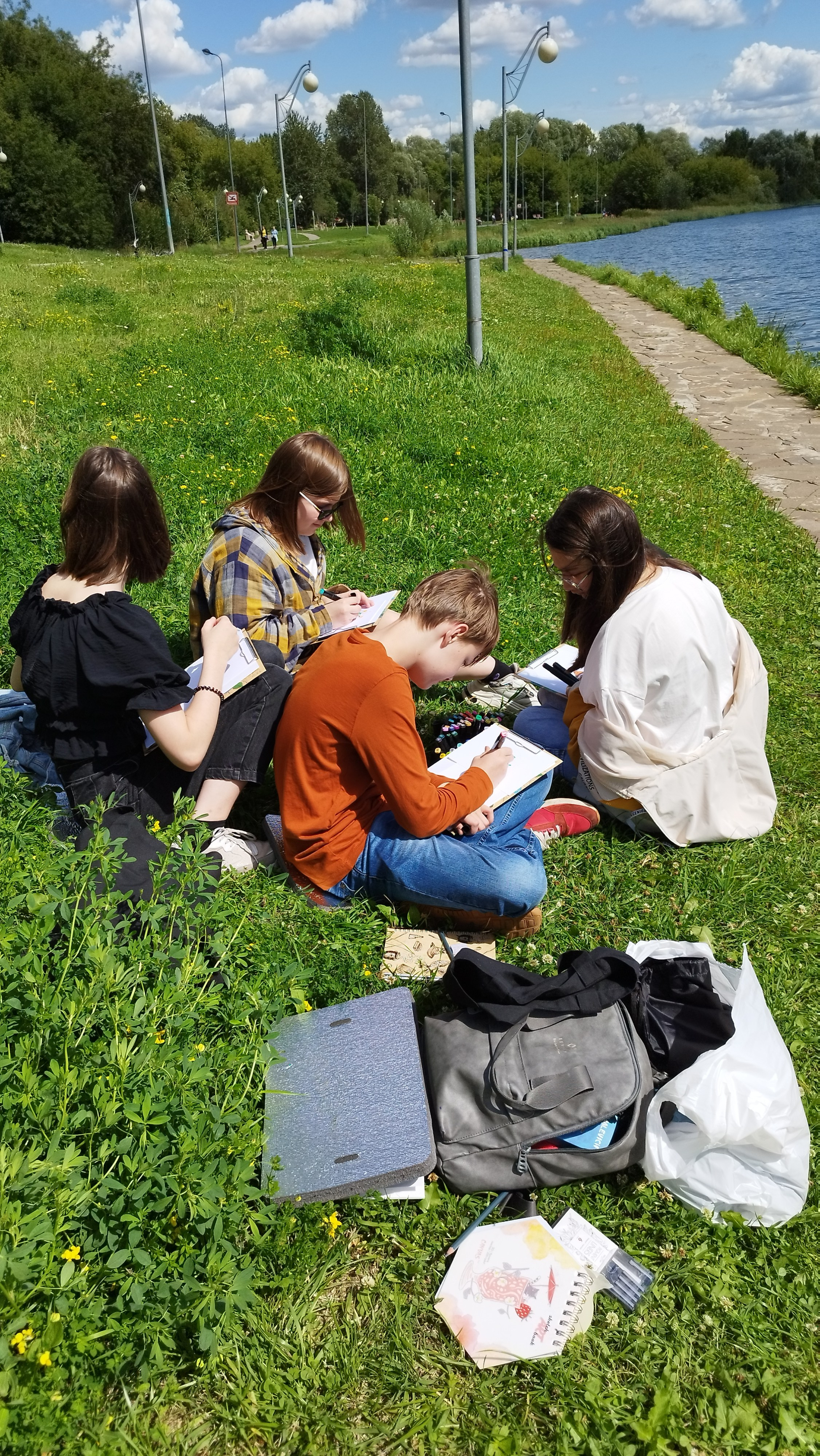 Приглашаем в арт-лагерь в Москве для детей!. Арт-вечеринки и мастер-классы в Москве для взрослых и детей