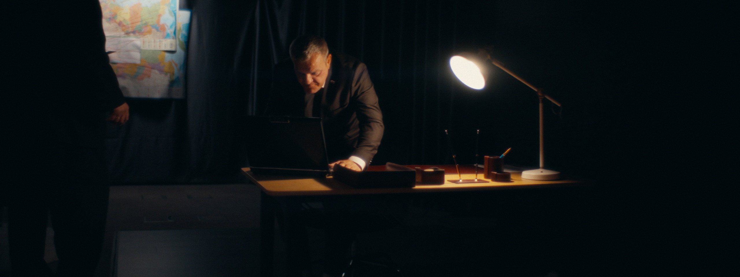 Хитяра (teaser). Цветокоррекция видео онлайн Иван Сержанов