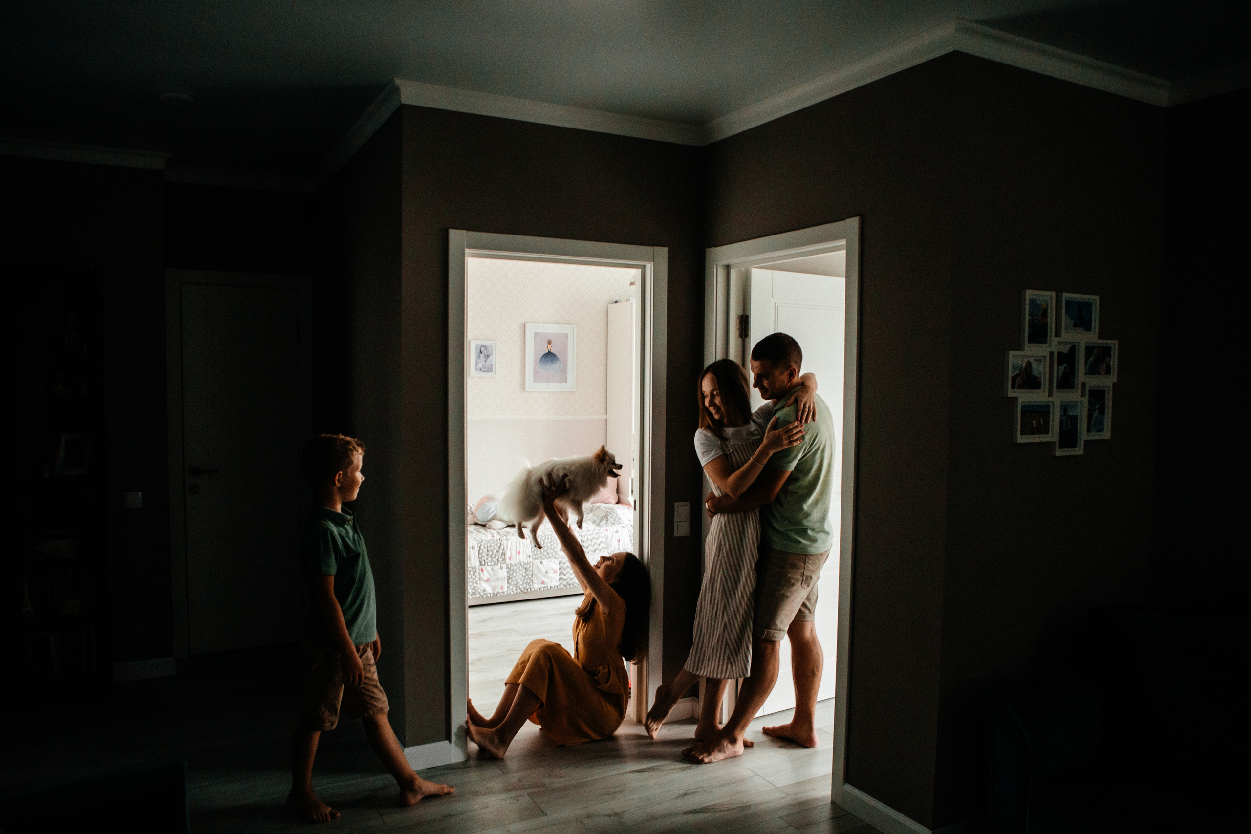 Оксана+Андрей=Яна, Глеб и Ольсон. Семейный фотограф в Минске Саша Павлюк