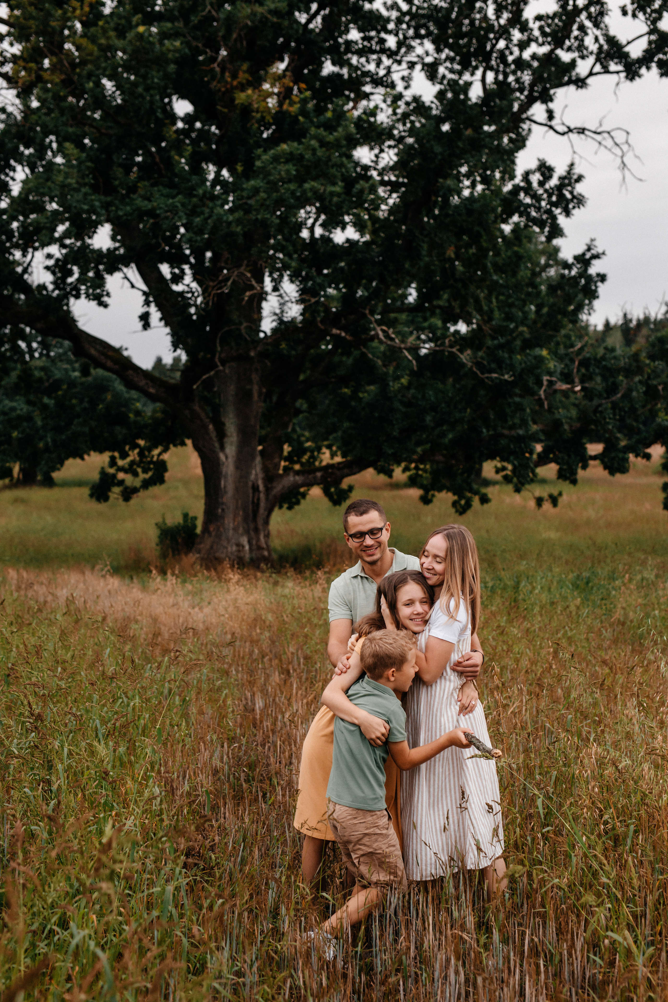 Оксана+Андрей=Яна, Глеб и Ольсон. Семейный фотограф в Минске Саша Павлюк