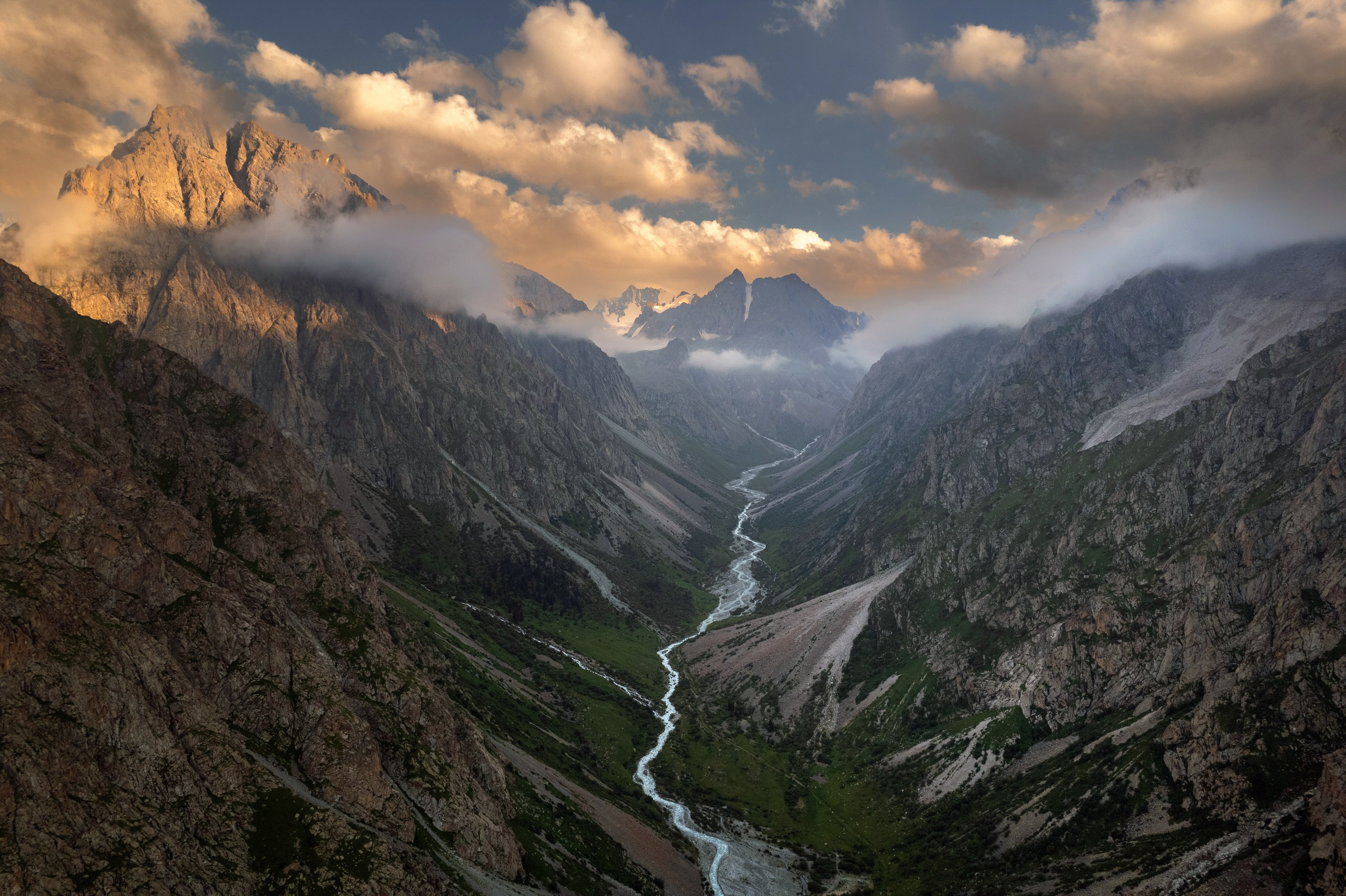 Тянь-Шань. Фотограф в Красноярске Нерозя Александр. Пейзаж, природа, портрет