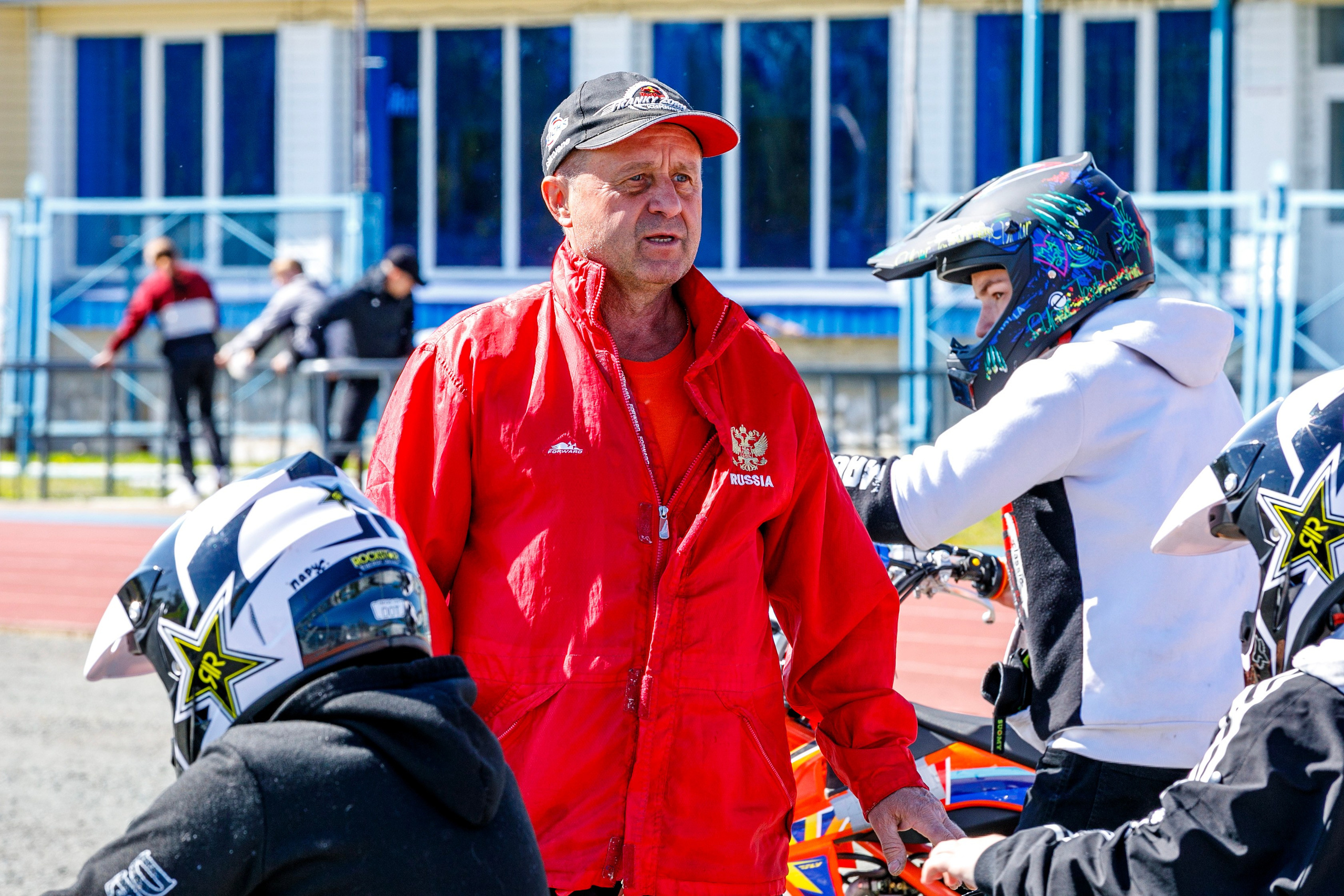 Тренер Валерий Перцев. Фотограф Андрей Гузеев