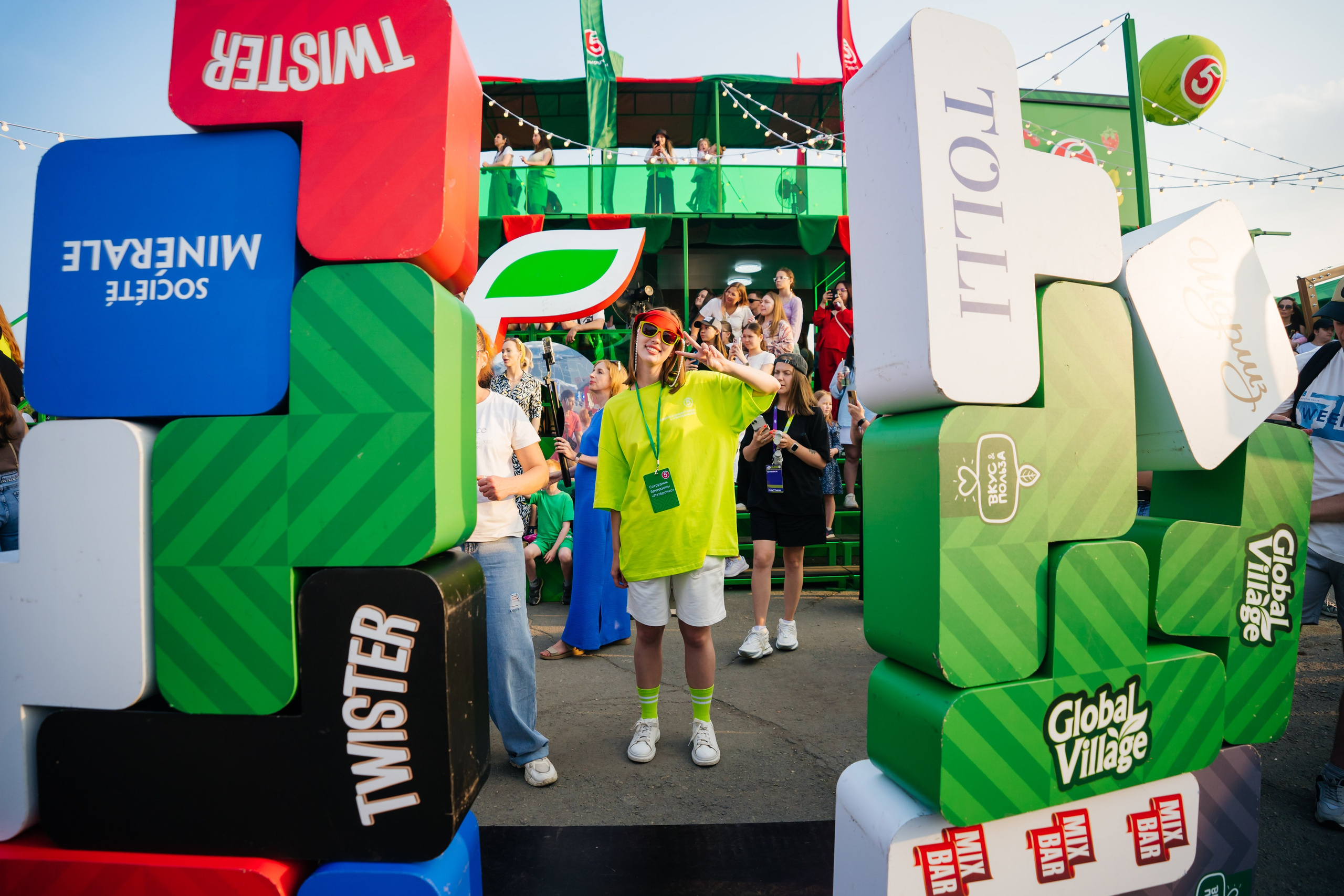 Пятерочка на VK фесте. Видеограф и Фотограф в Челябинске Ксения и Владимир Рюмины