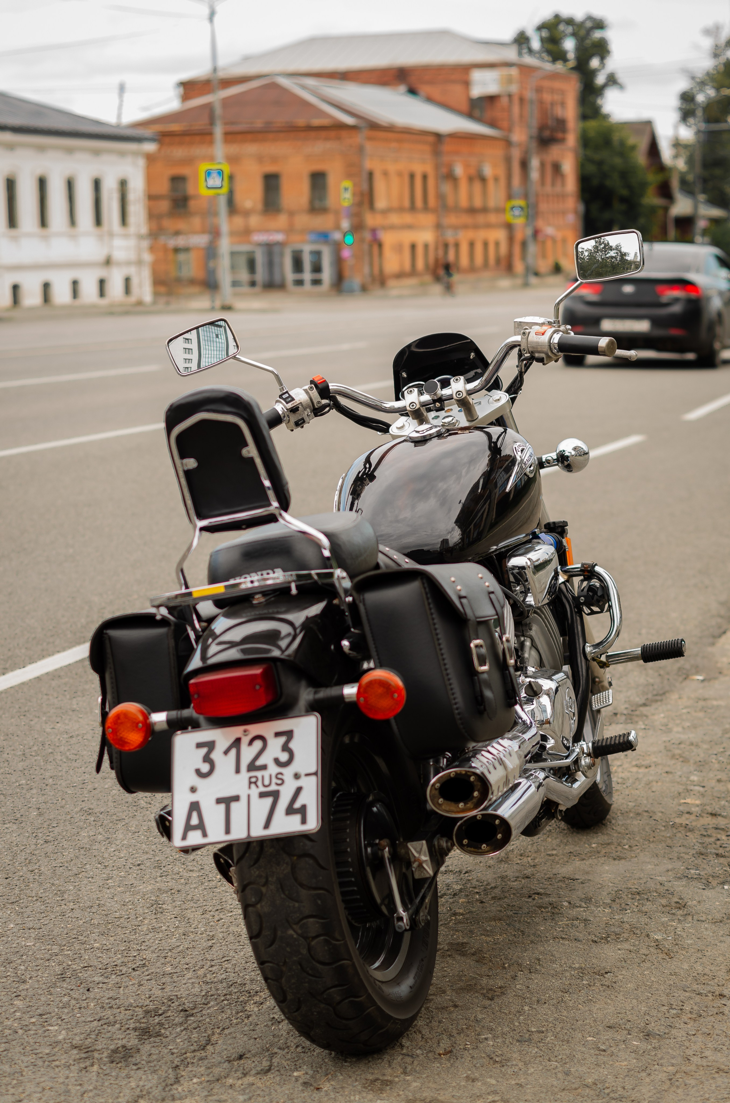 Мужской портрет: мотоцикл. Фотограф Марина Доглядная Челябинск фотосессии с лошадьми, мотоциклами