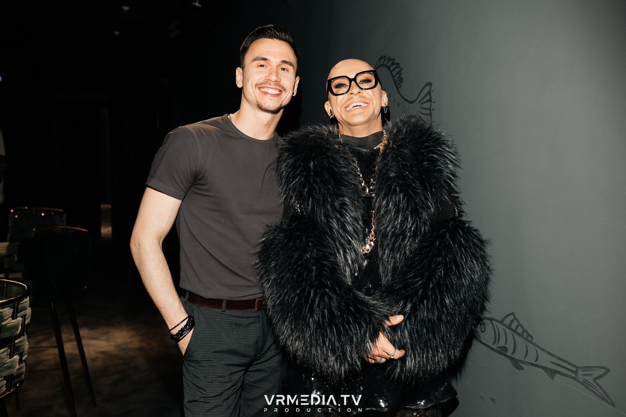 ЗИМА ХОЛОДА в караоке-баре «Volna»