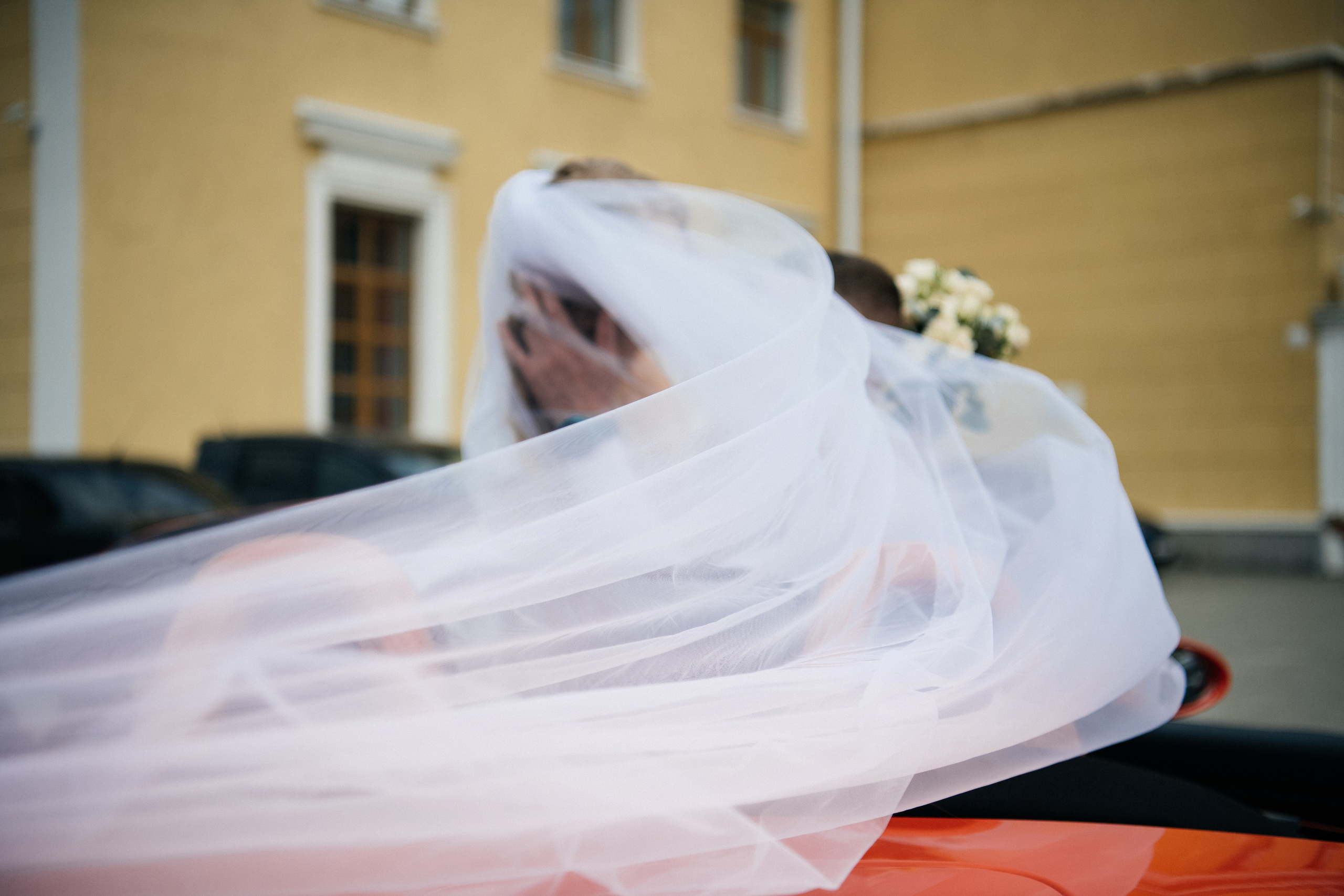 alt="Свадебная фотосессия в Барнауле. Свадебный фотограф Анна Глухова"