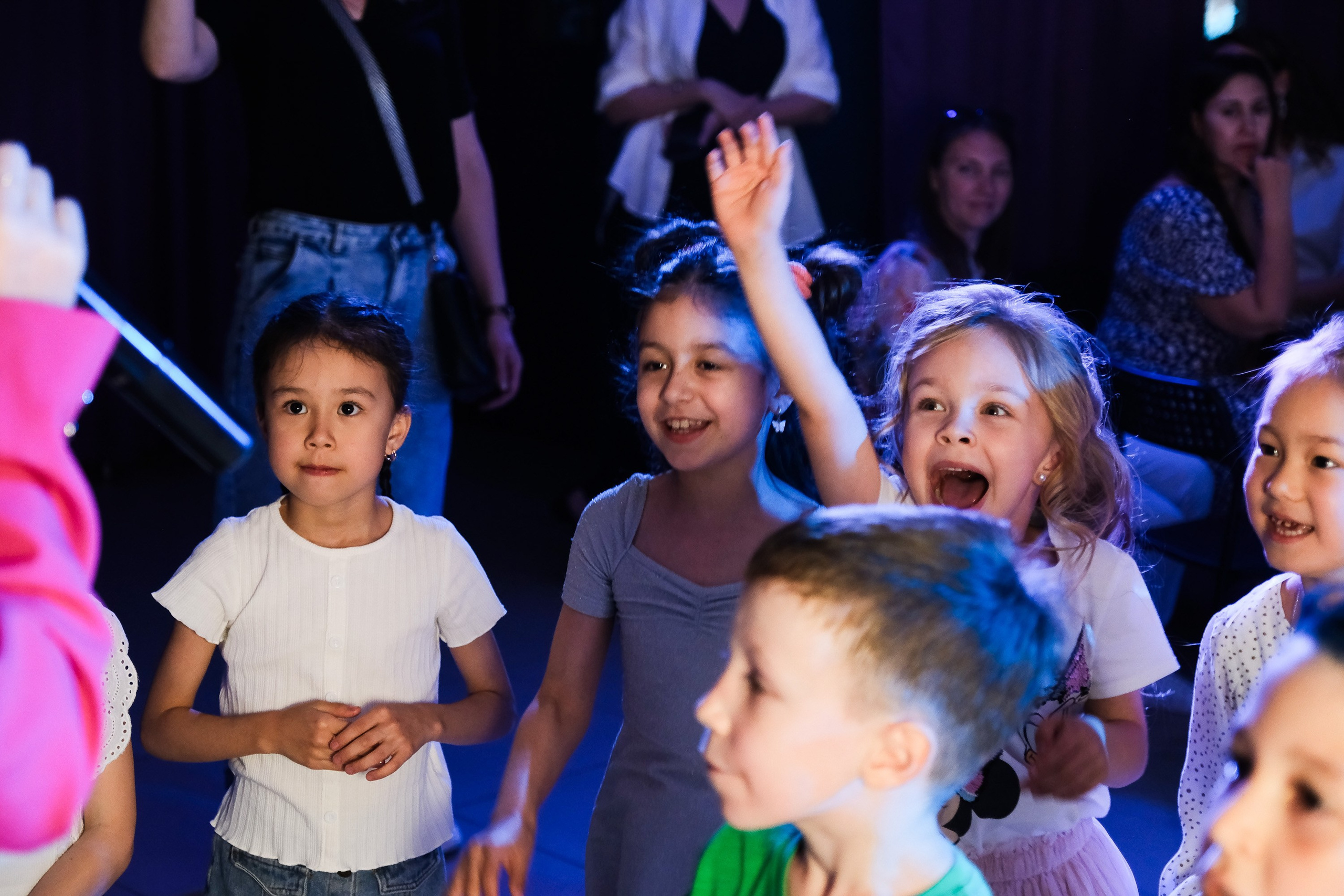 Детский сад. Выпуск. Вечер. Фотограф Анатолий Деникин