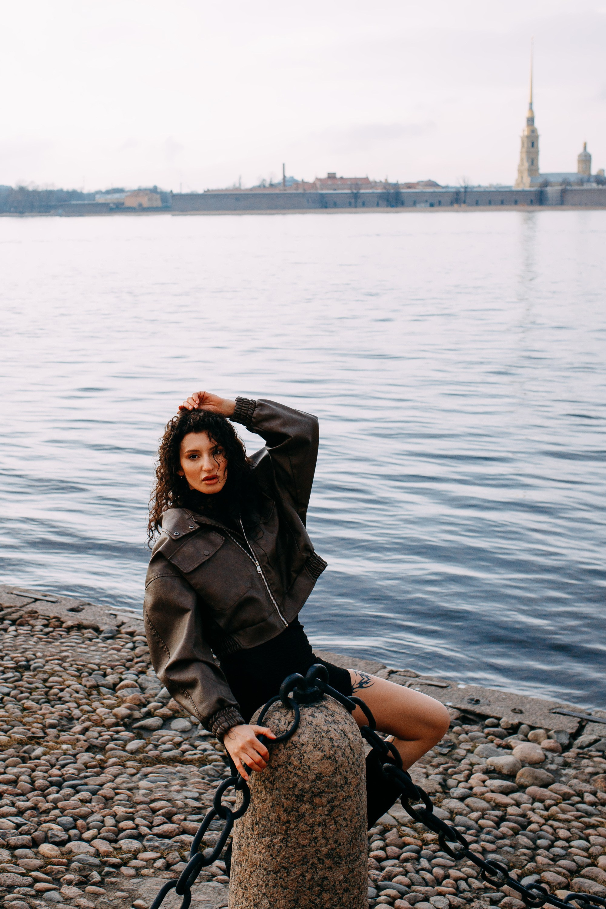 Фотопрогулка у Эрмитажа и Лебяжьей канавки. Фотограф в Санкт-Петербурге Alina Film