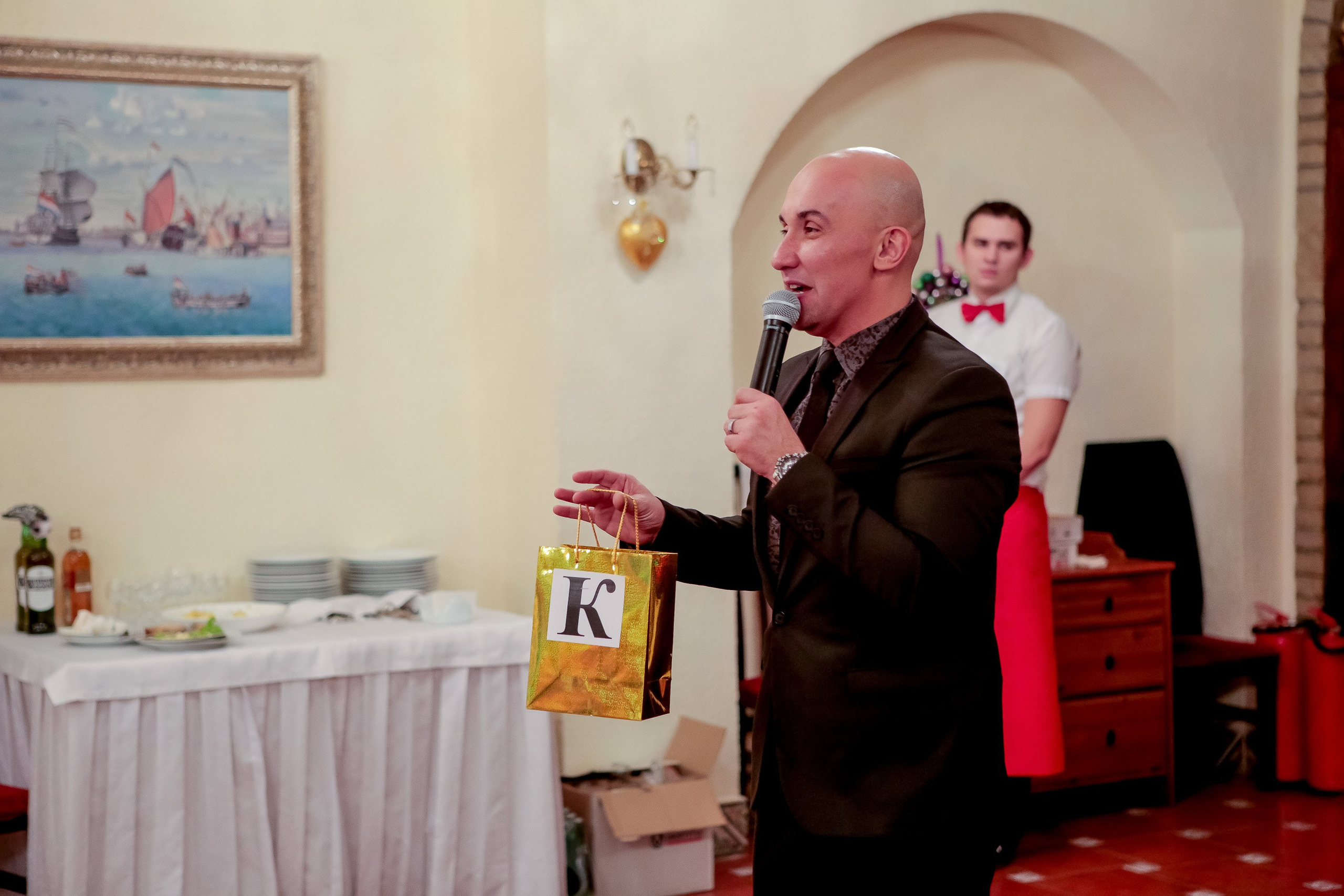 Корпоратив. Max Matvich and Victoria Basova are professionals in their field