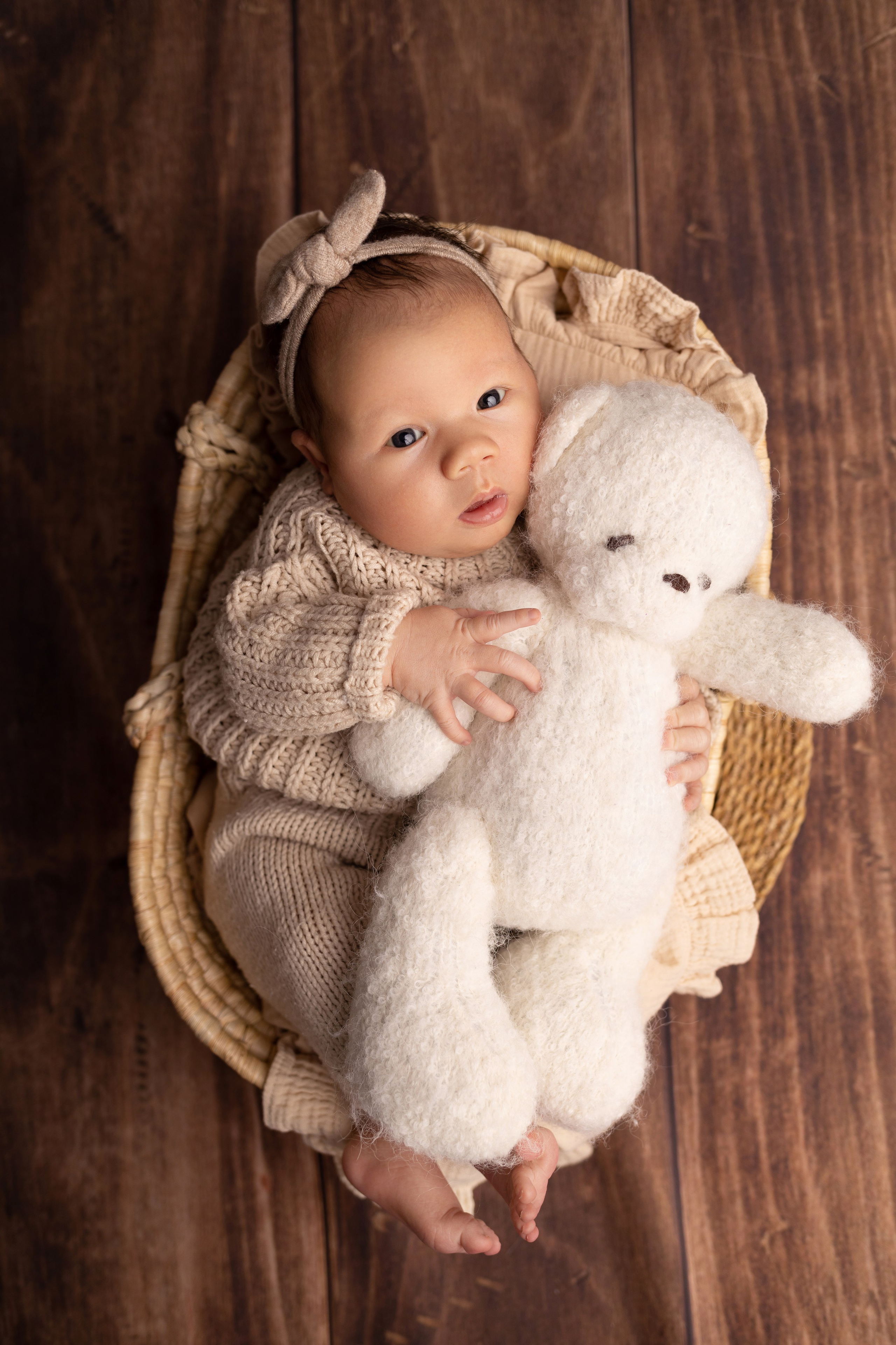 Newborn съемка в стиле Лайф. Фотограф новорожденных малышей в Омске и Омской области Эльвира Камаева