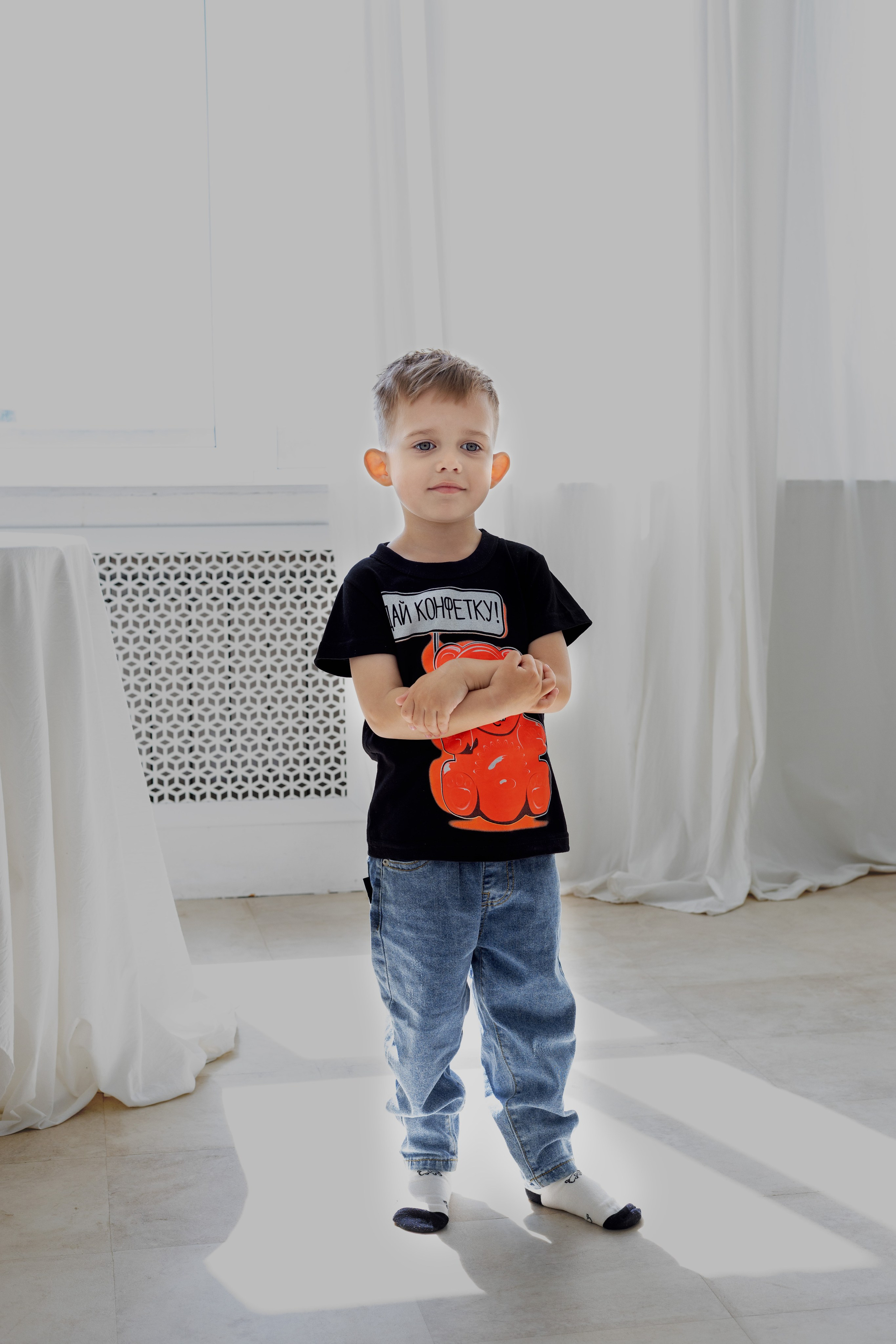 Семейная фотосессия в студии (Михаил, Крестина и Макар). Женский фотограф в Орске Новотроицке Динара Долганова