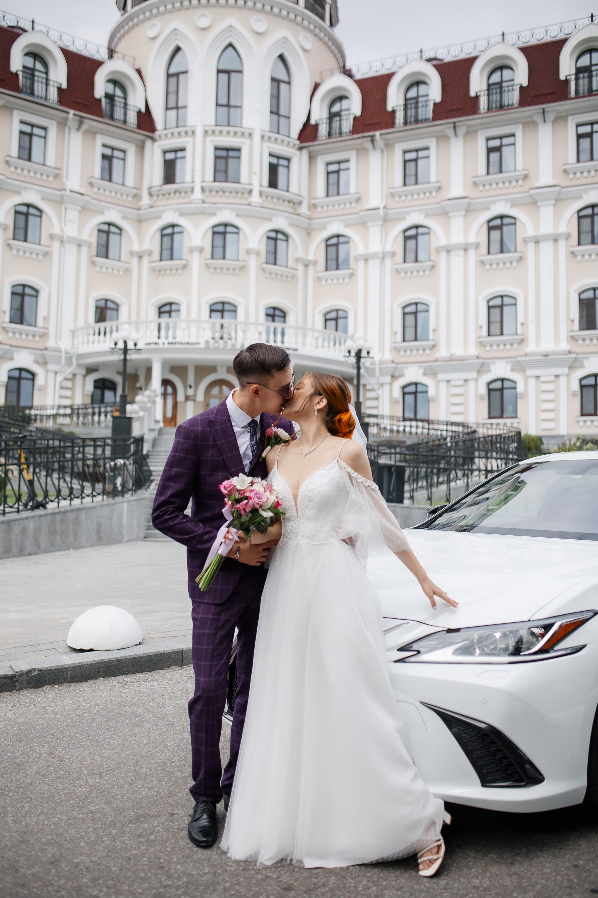 Ксения и Максим. Сборы Sopka. Прогулка по городу. Свадебный фотограф в Хабаровске