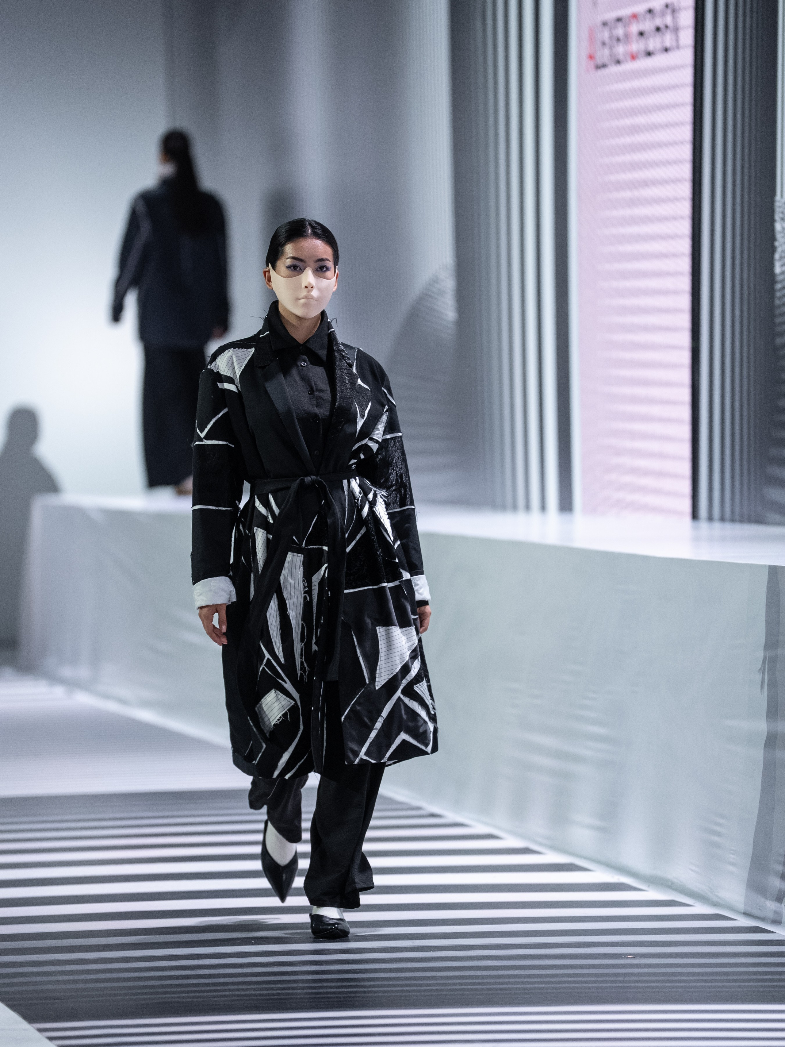 Alexey CHZHEN. Сайт Алматинского НЮ АРТ, будуар и фэшн фотографа Дениса Карпенко