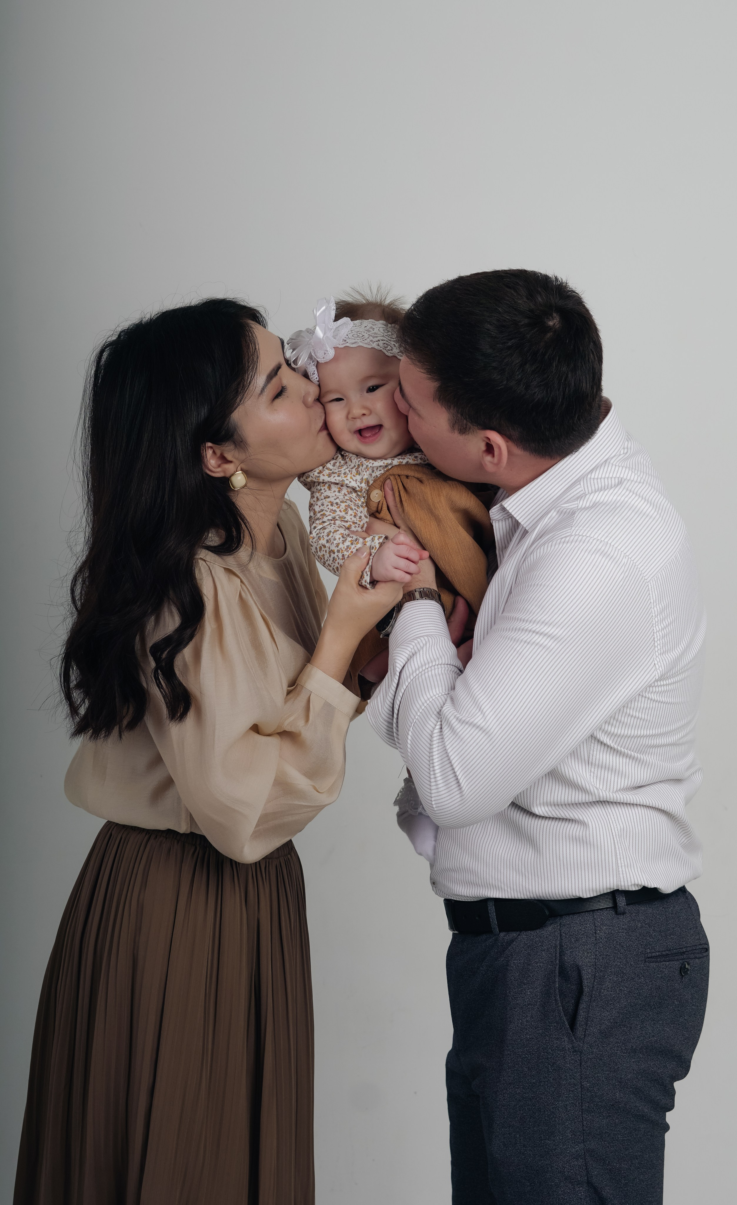 Family story. Уличный и студийный фотограф в Астане Ержанов Нурасыл