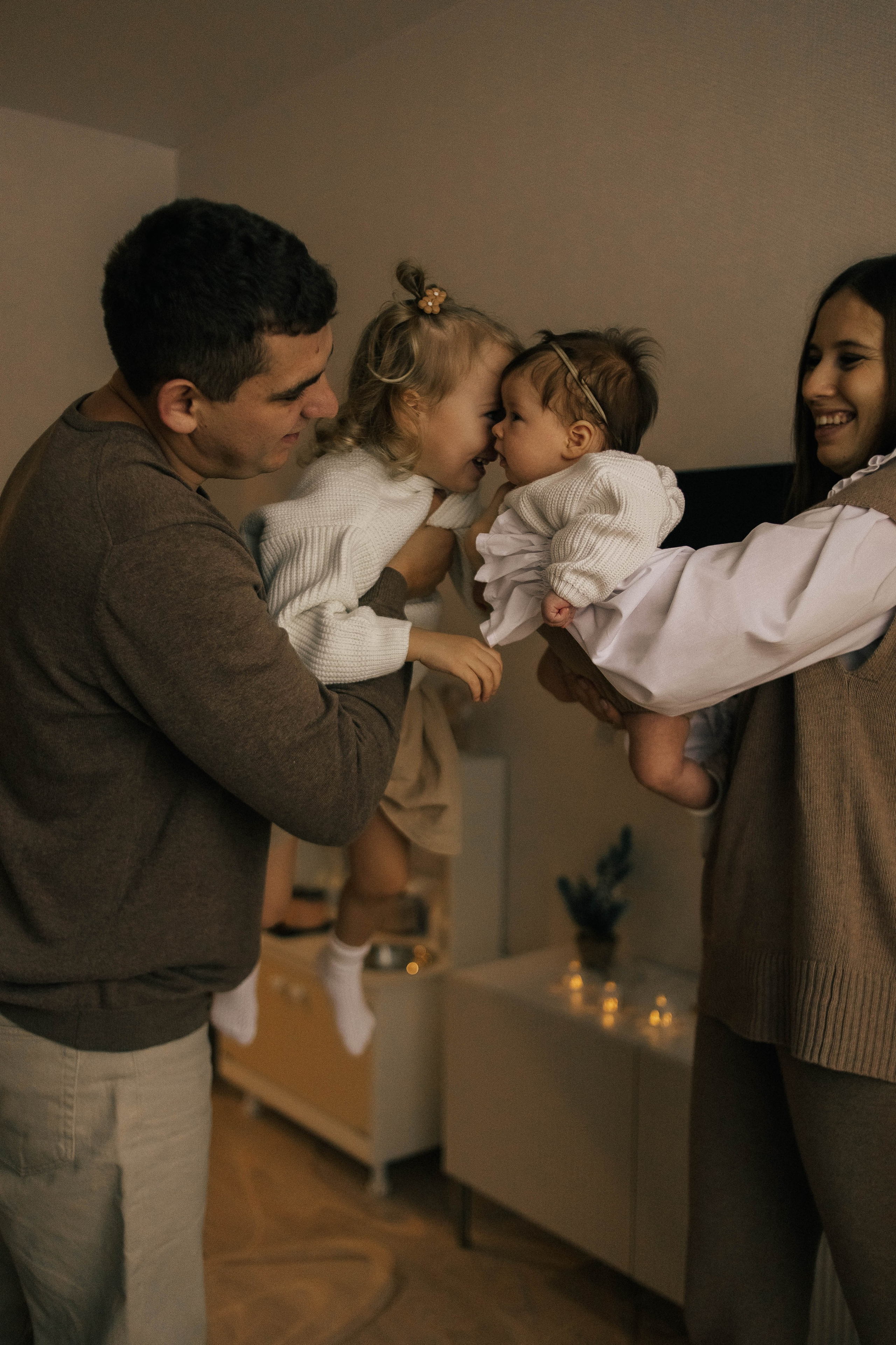 Анастасия, Андрей, Ариша и Анюта. Главная