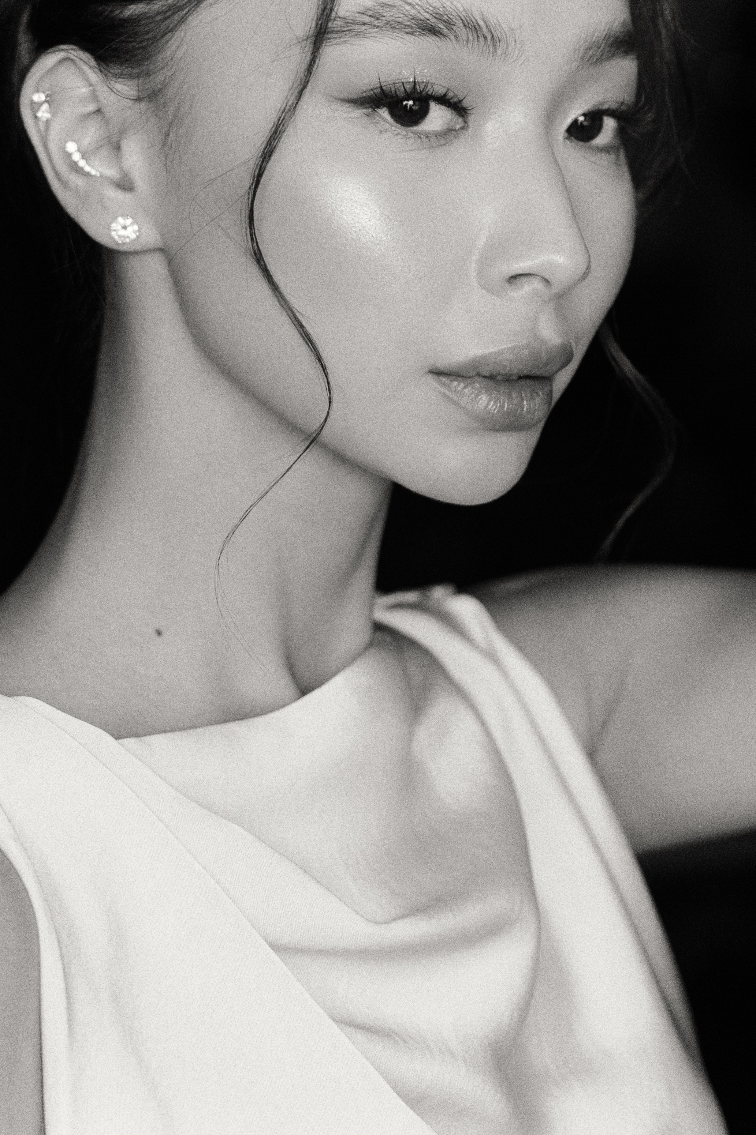 Iliyas & Symbat Almaty. Zhandos Berikov