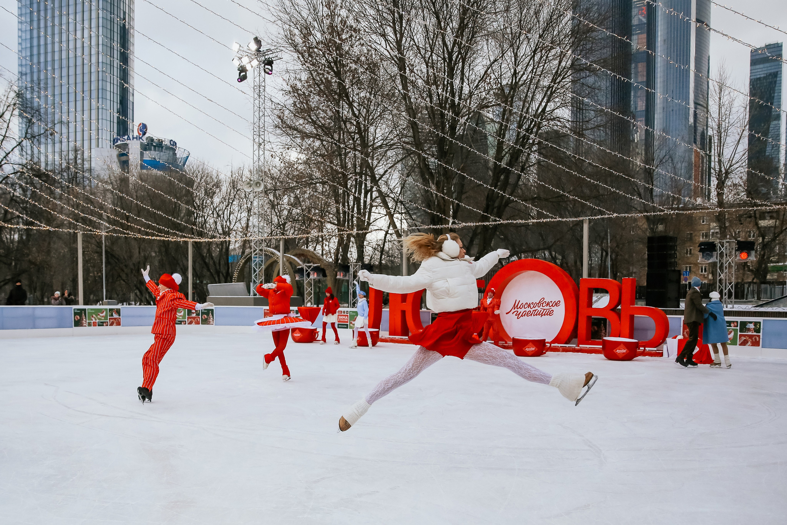 Ледовое шоу Сити каток Московское Чаепитие. Фотограф и видеограф Анна Домашенко