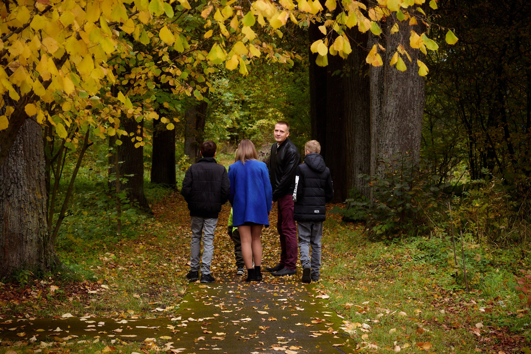 Прогулка с семьёй Виктора и Екатерины. Свадебный и семейный фотограф в г. Волхов Алексей Кочерыжкин