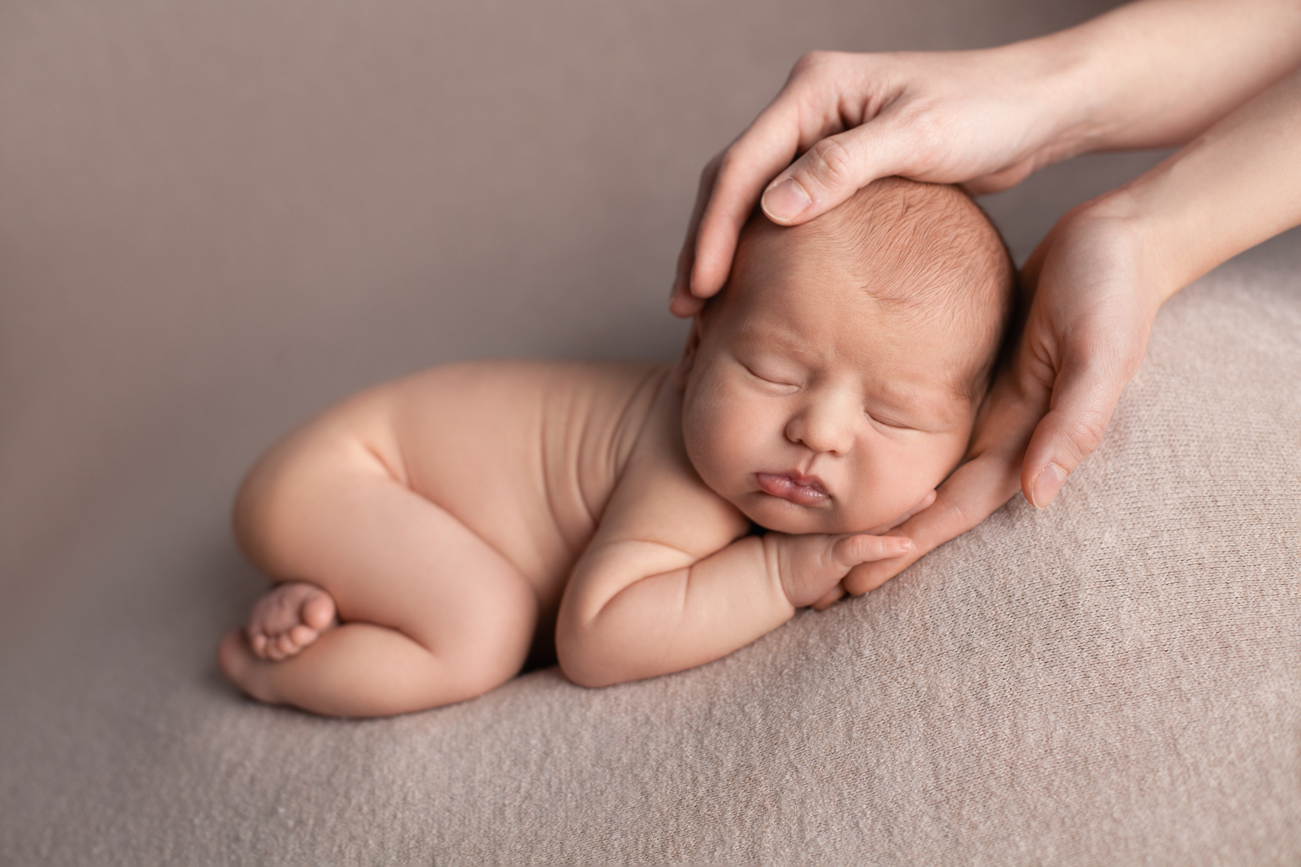 Фотограф Новорождённых и детский фотограф в Санкт-Петербурге