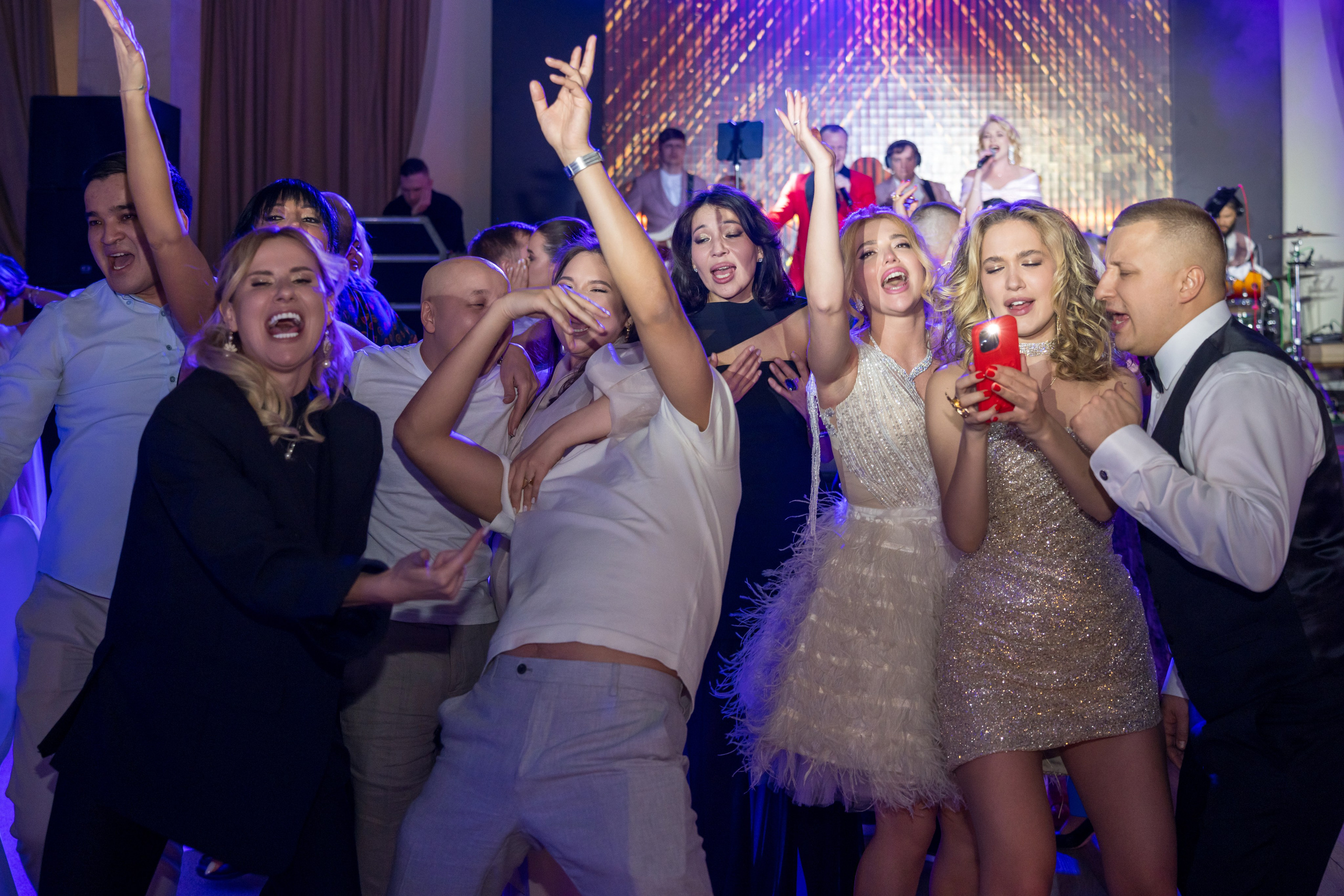 Виктор & Кристина. Семейный и контент фотограф в Москве Alira