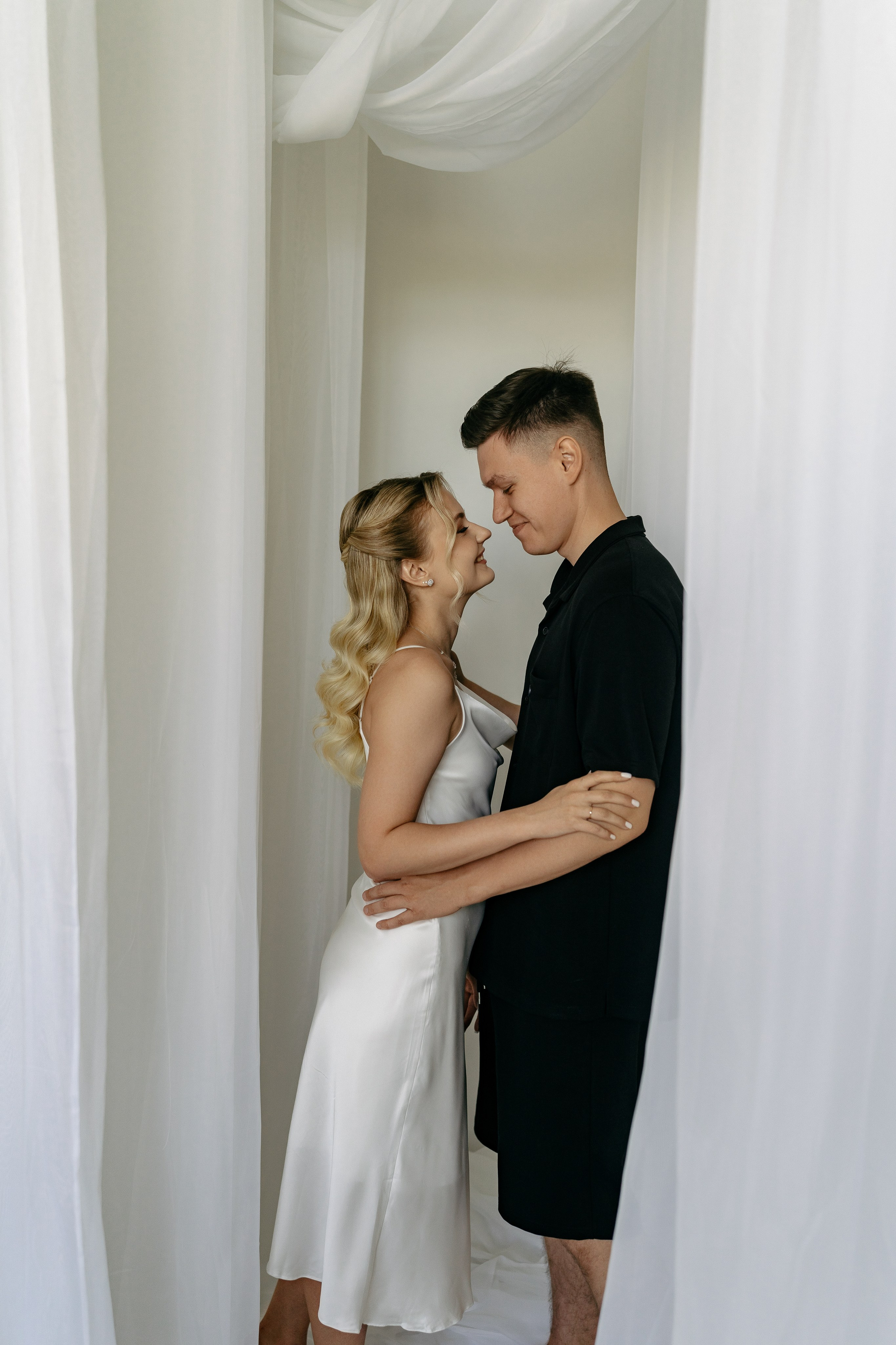 Денис и Анастасия. Свадебный и семейный фотограф в Алексеевке Марина Купреева