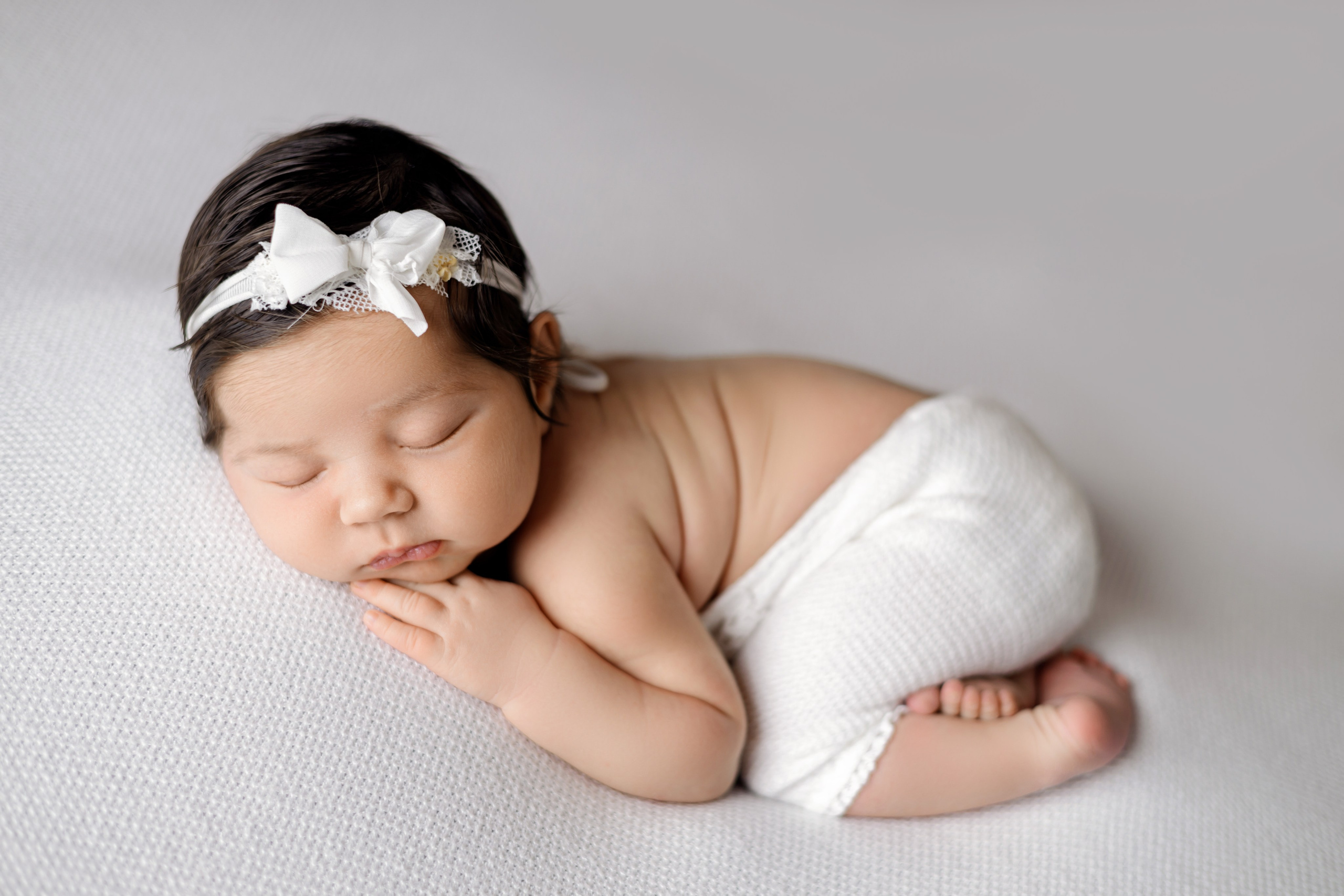 Василиса. Евгения Горбунова фотограф новорожденных в Новом Уренгое