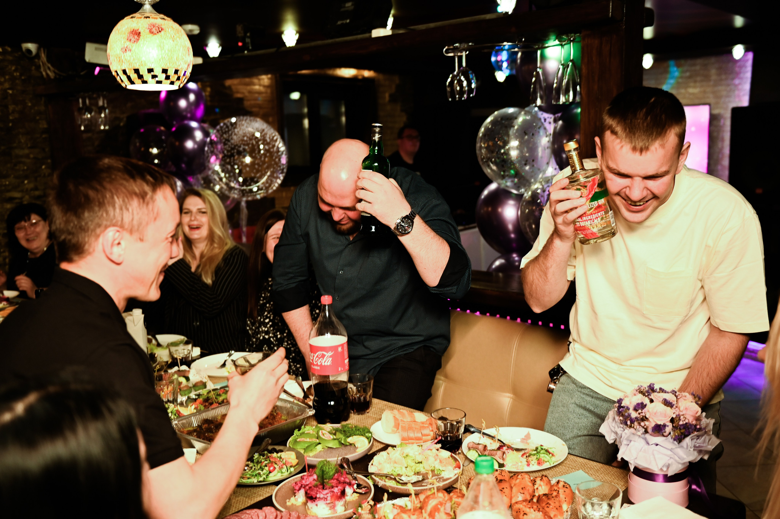 День рождения. Свадебный, семейный, детский, контент фотограф в Омске Максим Ильин