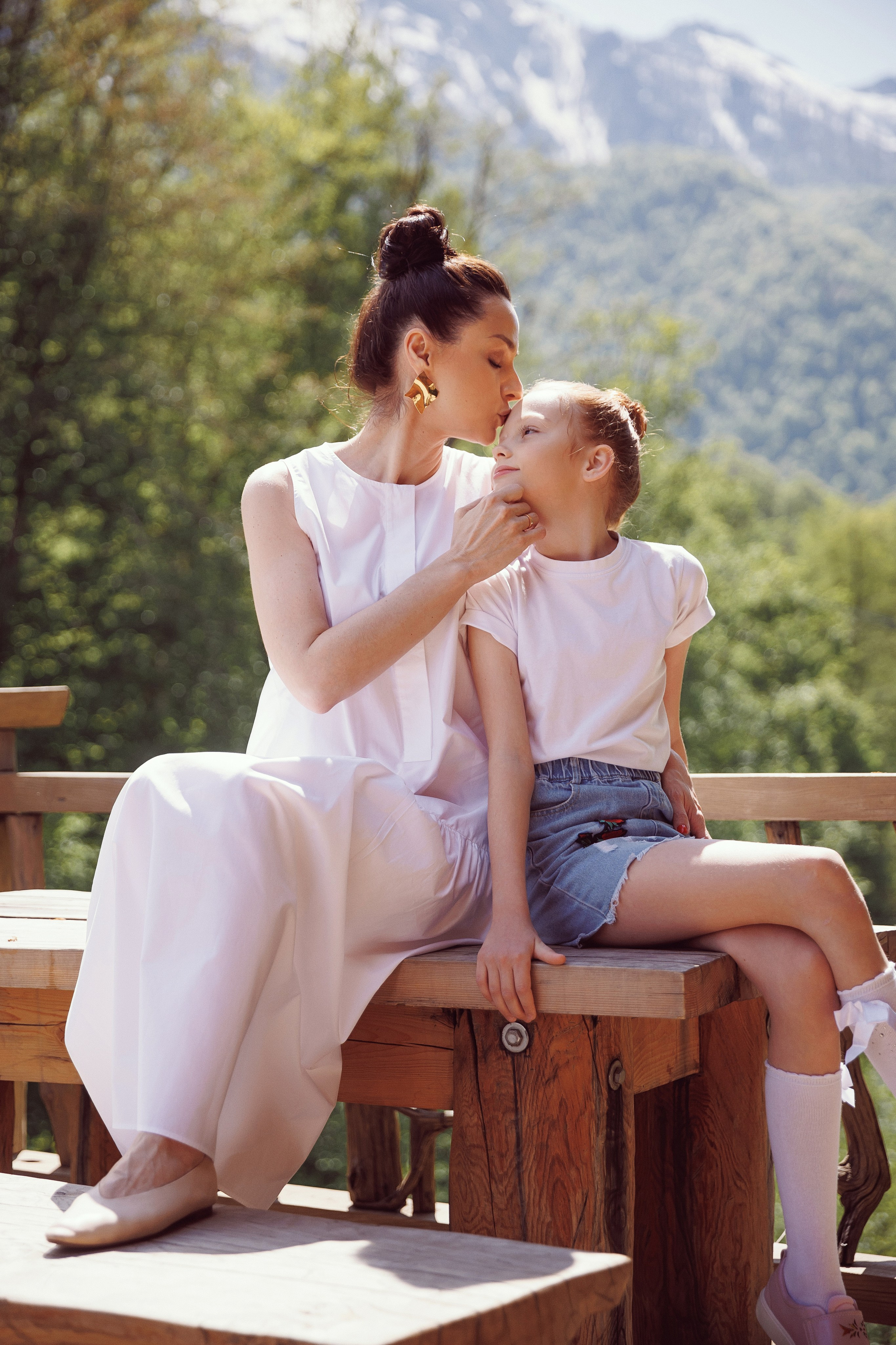 Семейная фотосессия в горах на Красной поляне. Свадебный и семейный фотограф в Сочи Денис Вялов