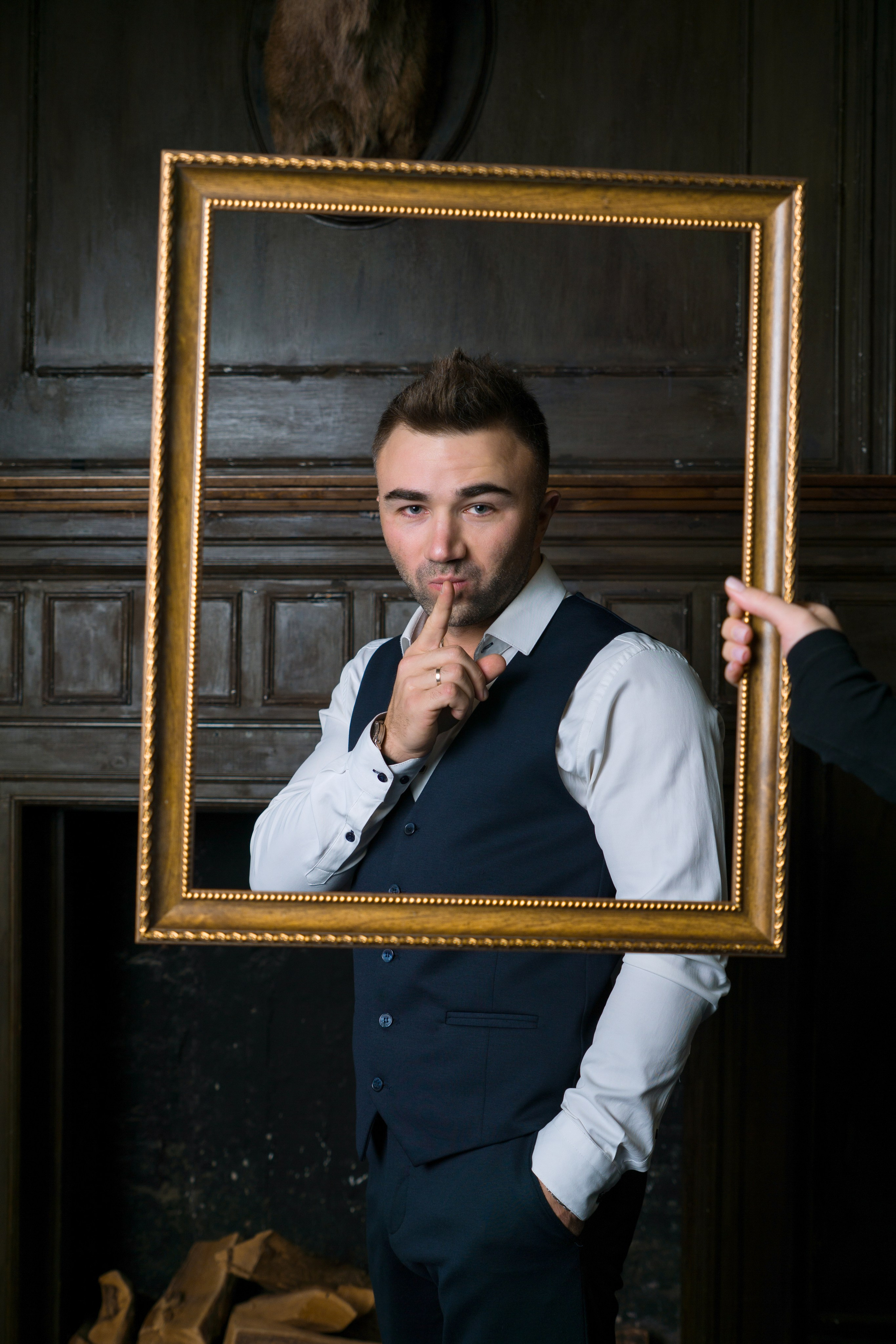 Ведущий Илья. Фотограф